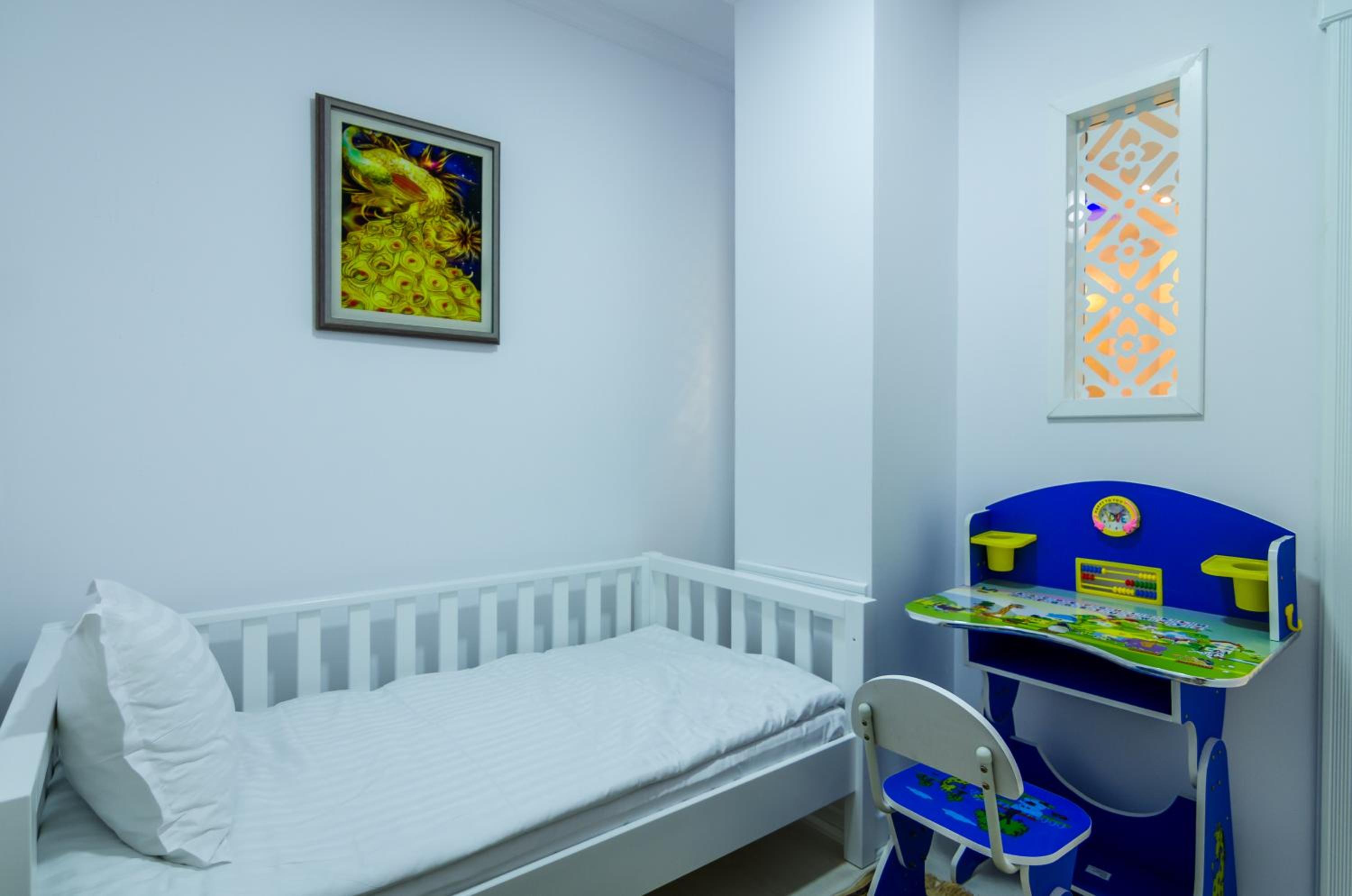 Deluxe Suite - Photo 11