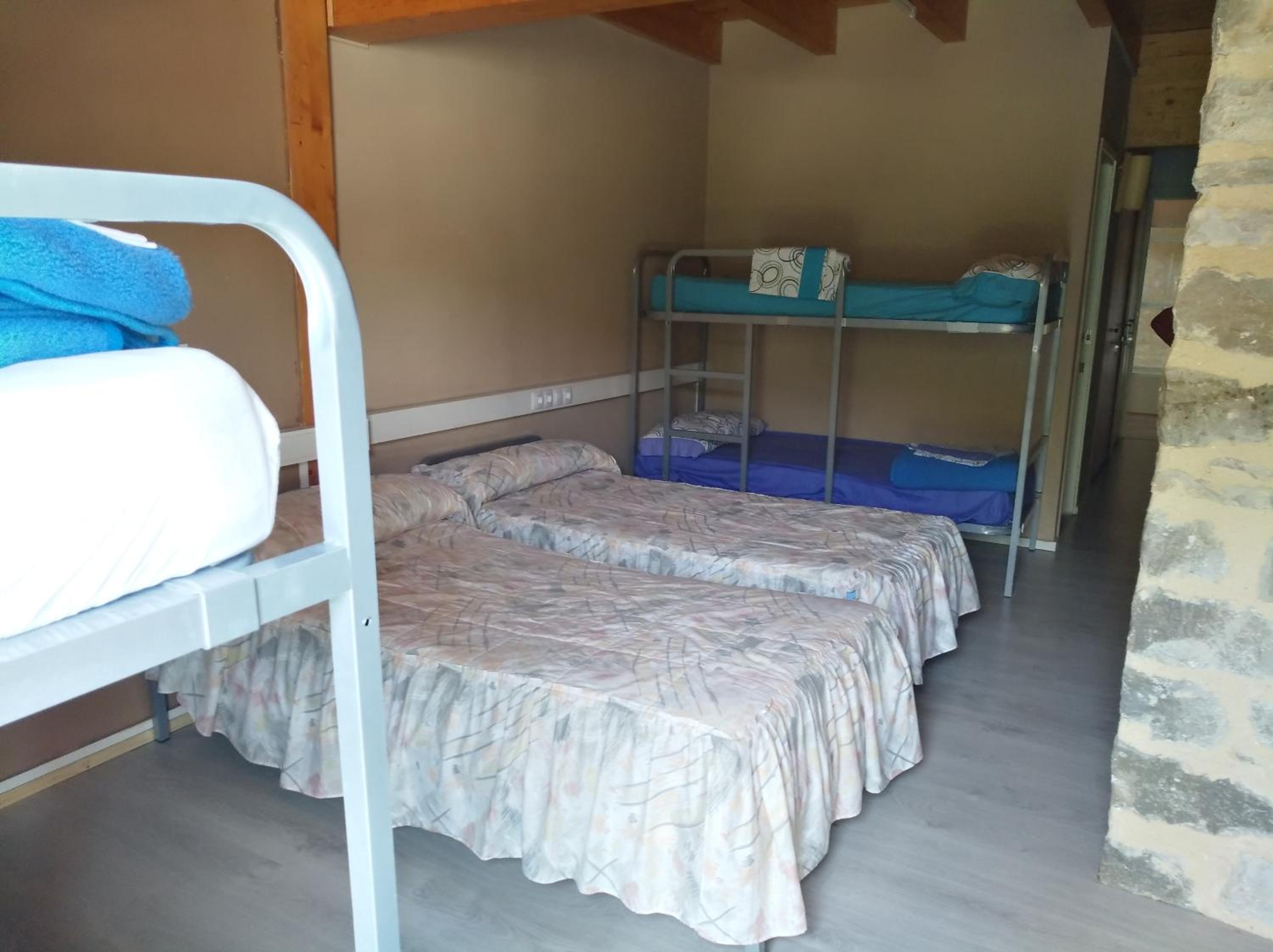 Bed In 6-Bed Mixed Dormitory Room photo 2