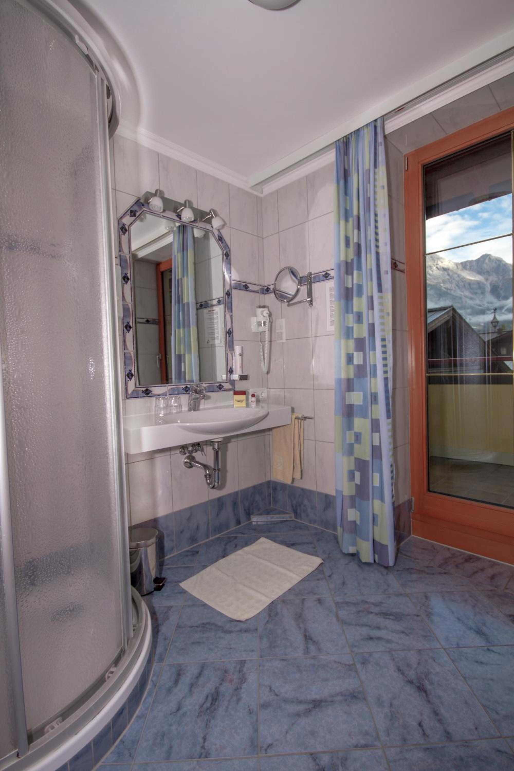 Double Room with Balcony photo 2