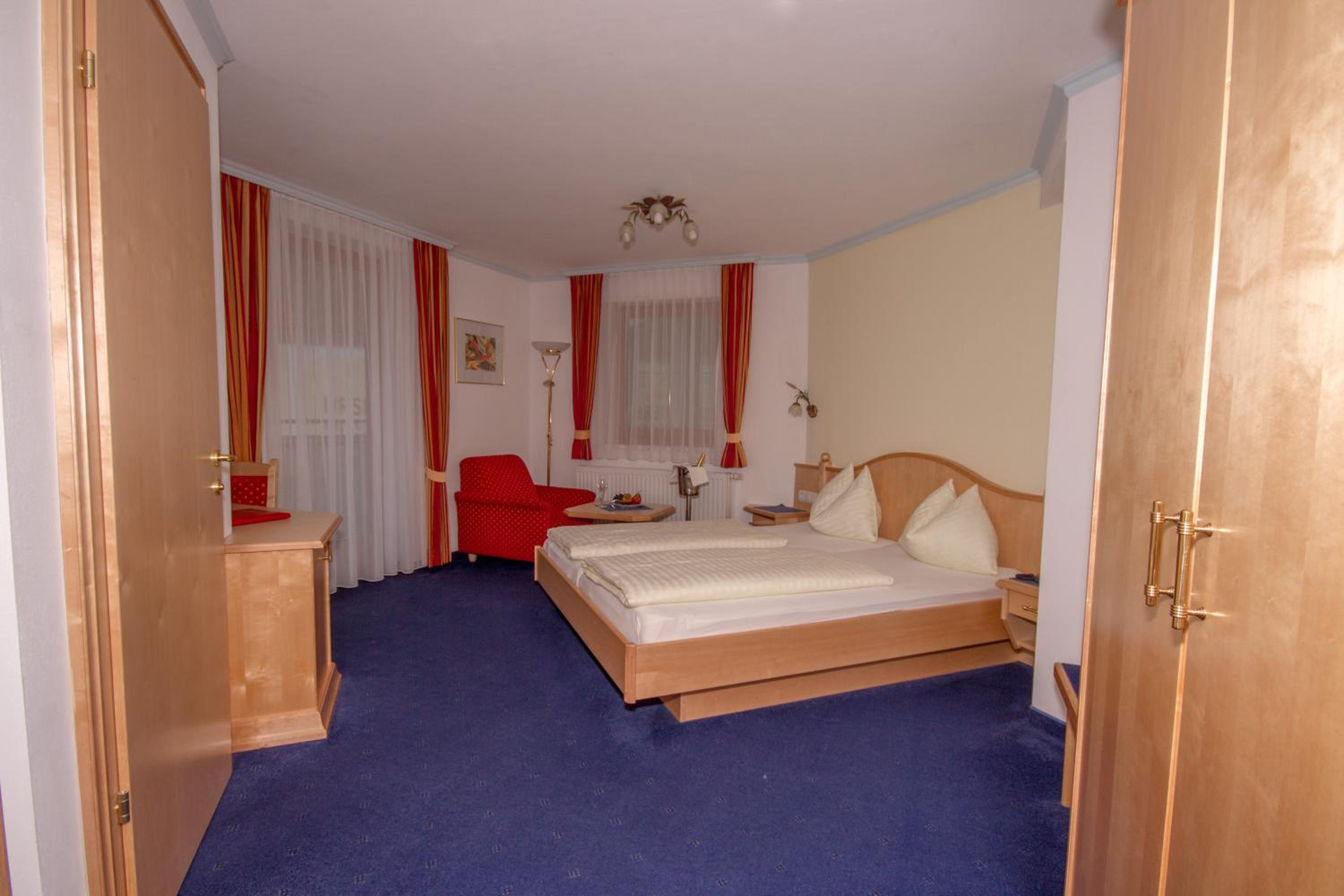 Double Room with Balcony photo 1