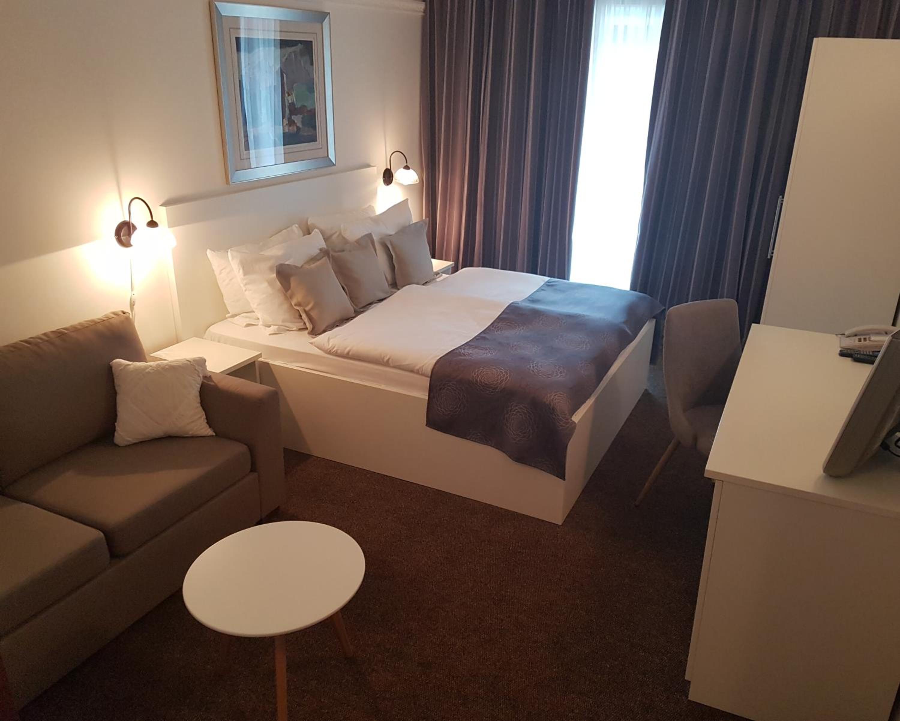 Double Room with Sea View - Photo 1