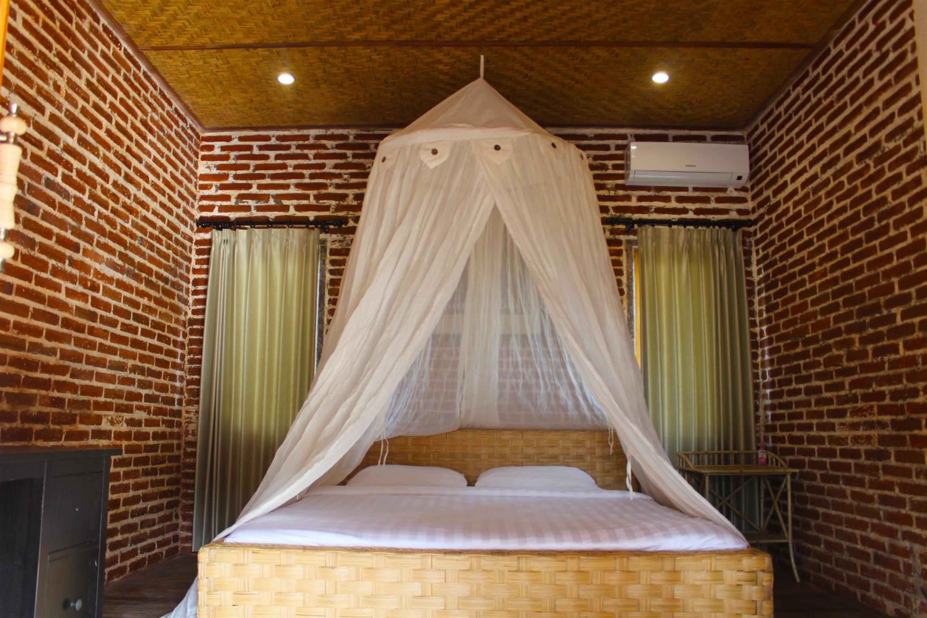 Double Room with Balcony photo 1