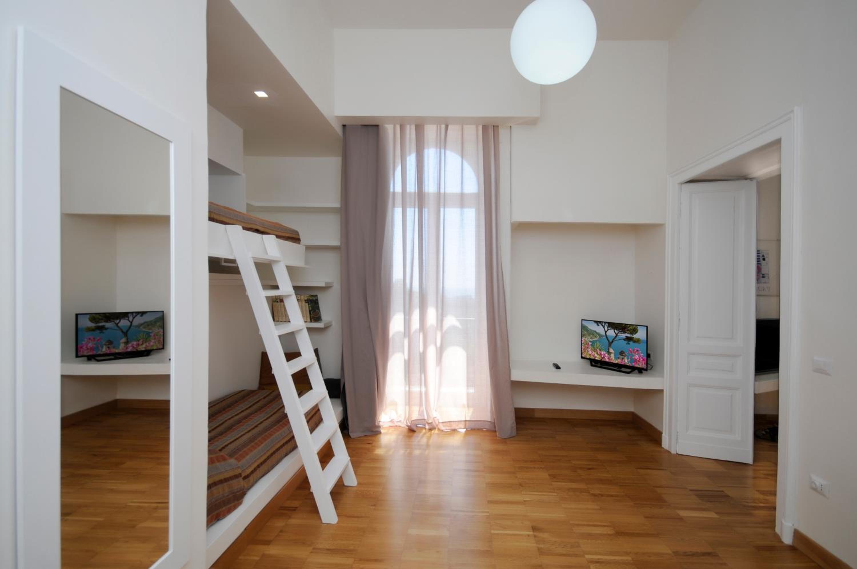 Superior Triple Room with Sea View