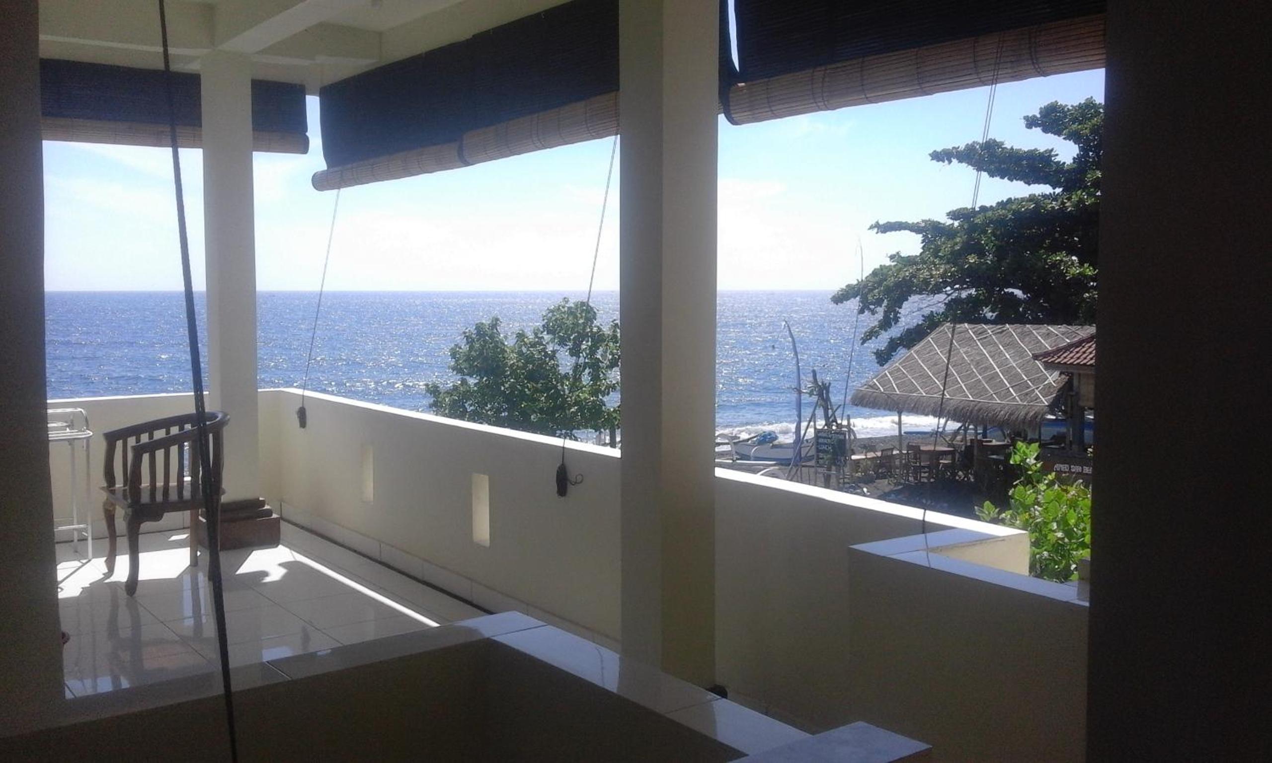 Deluxe Double Room with Balcony photo 2