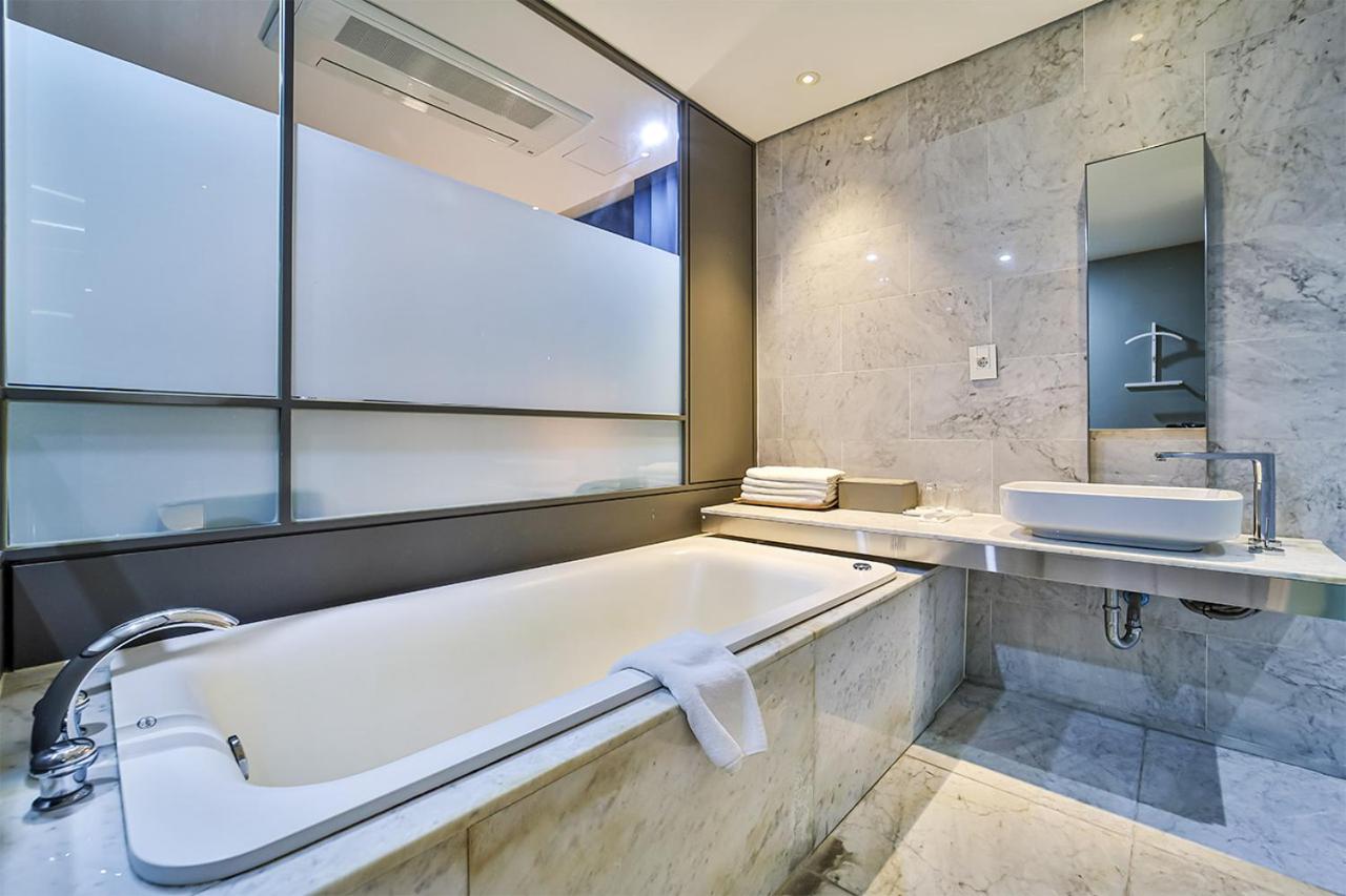 Deluxe Double Room - Smoking