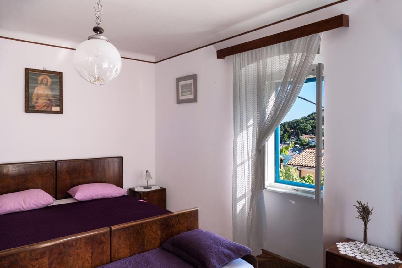 Apartment with Sea View photo 2