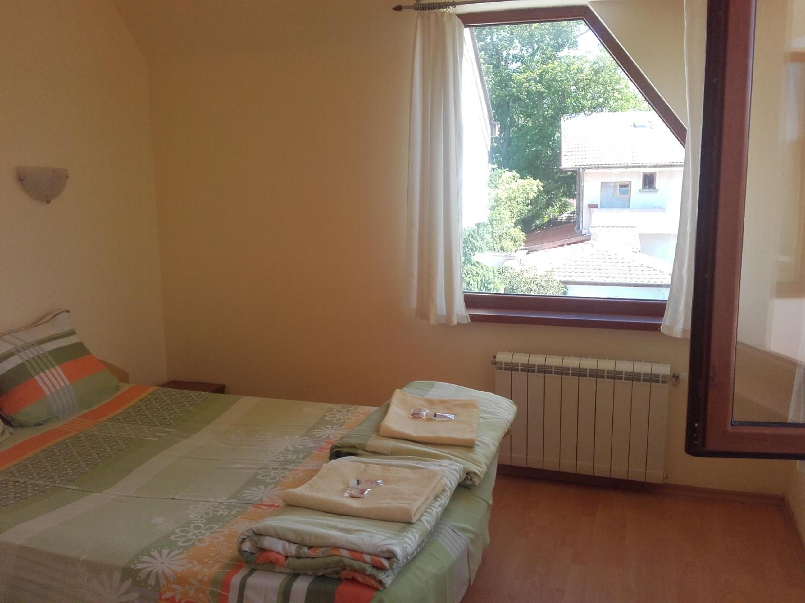 Single Room photo 2