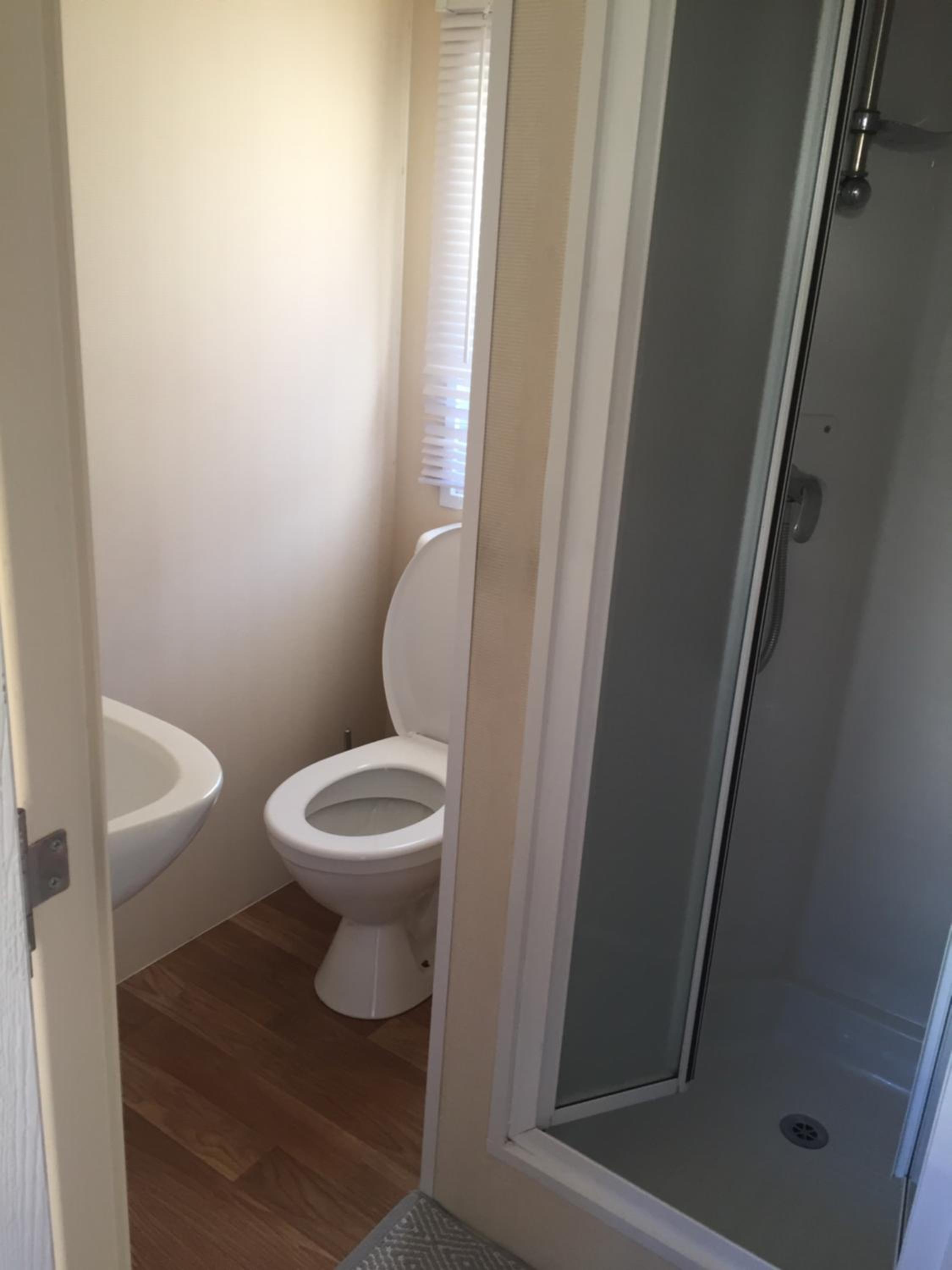 Mobile Home photo 3