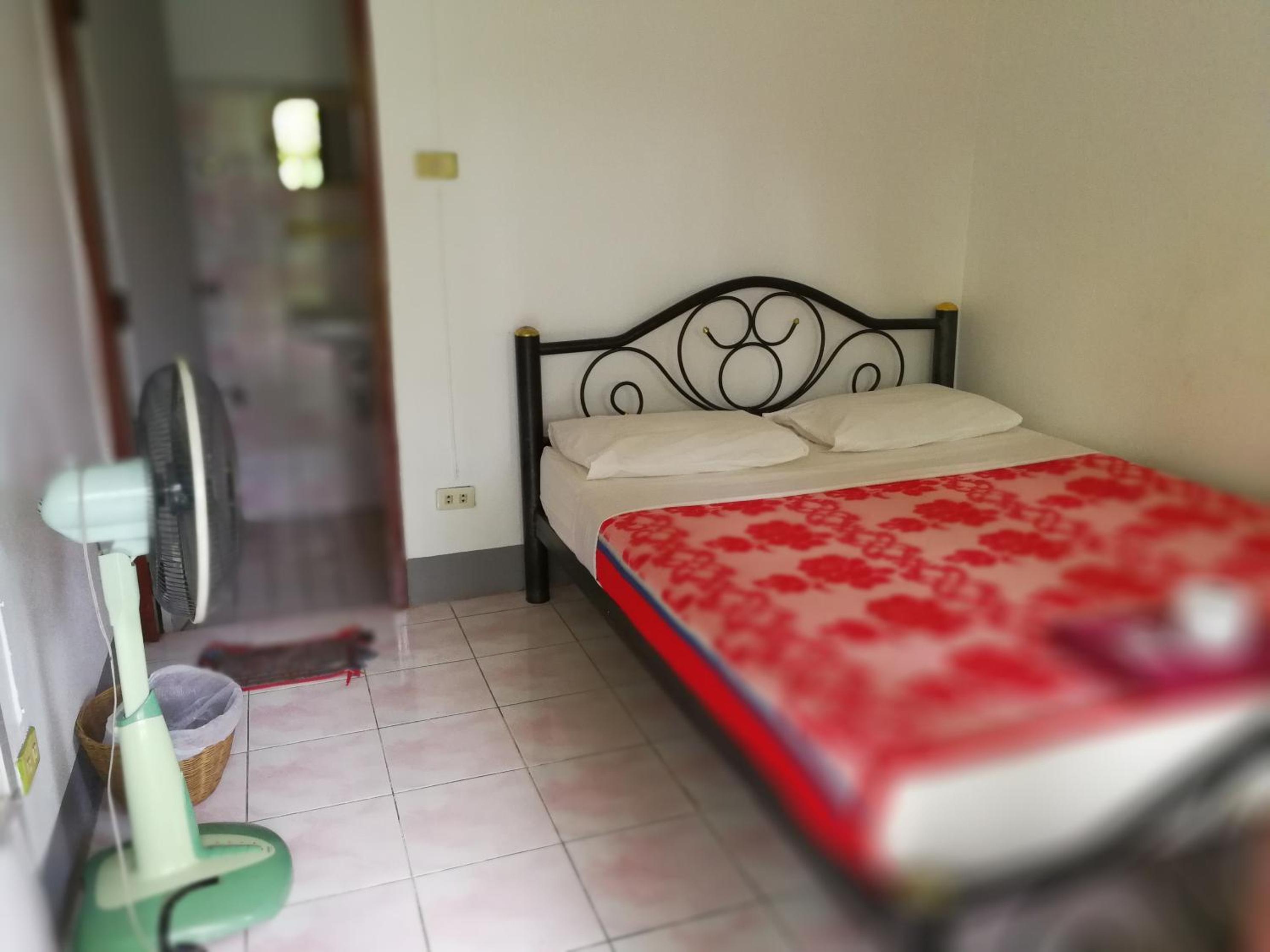 Single Room with Fan