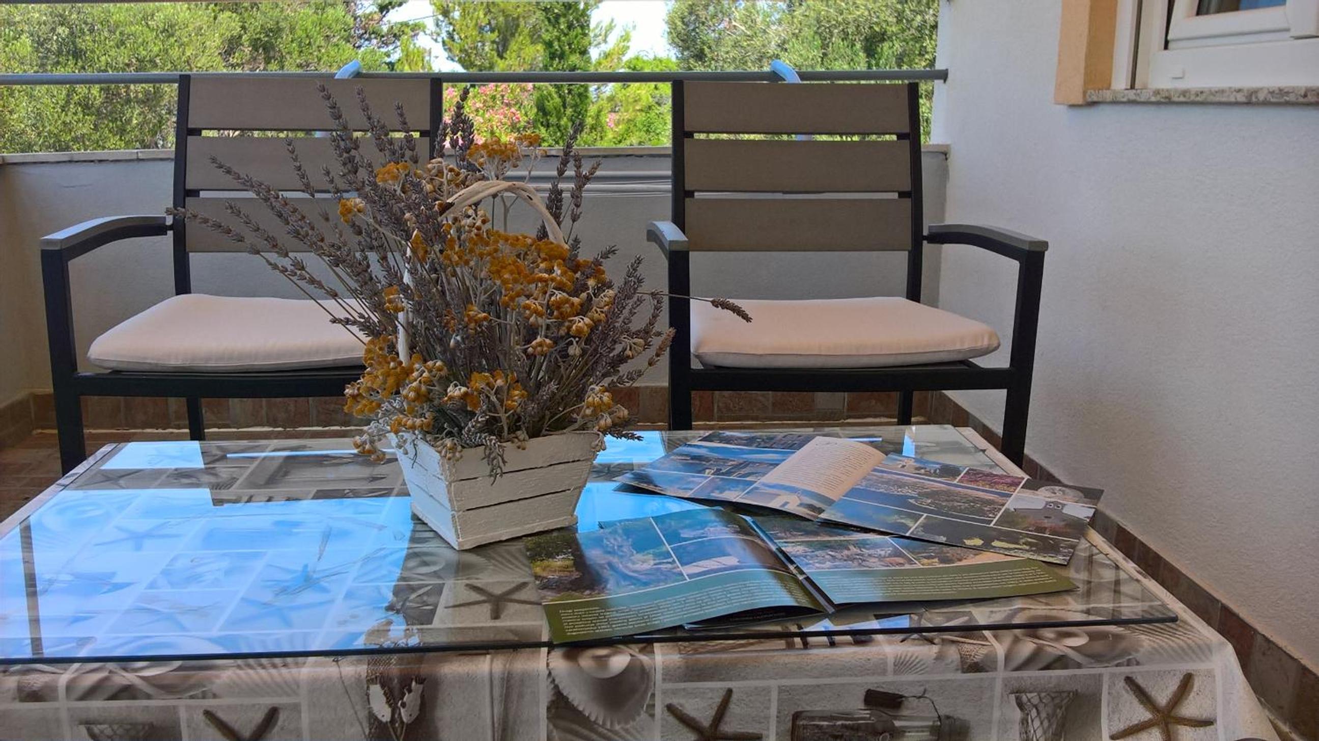Comfort One-Bedroom Apartment with Balcony photo 1