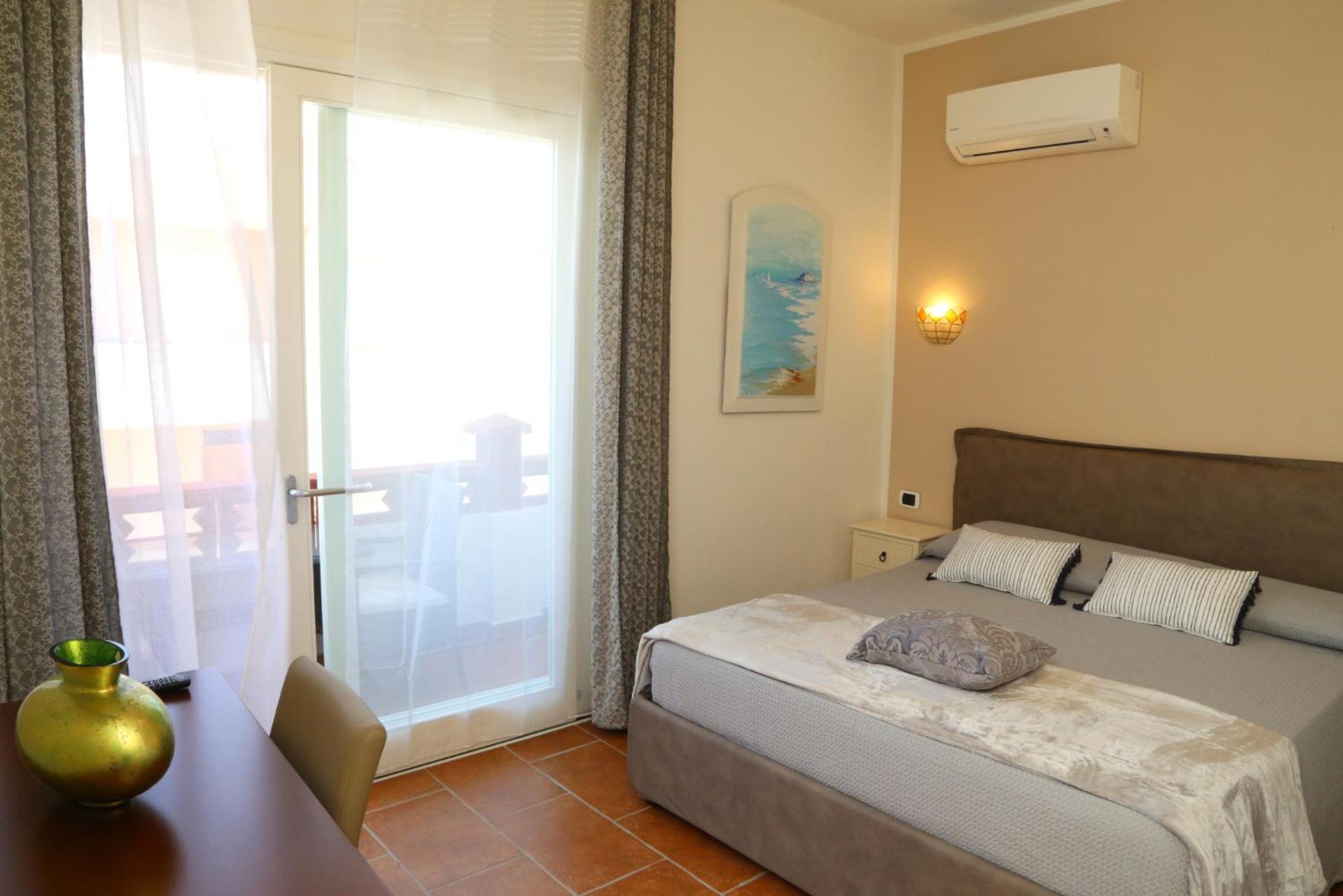 King Room with Garden View - Photo 1