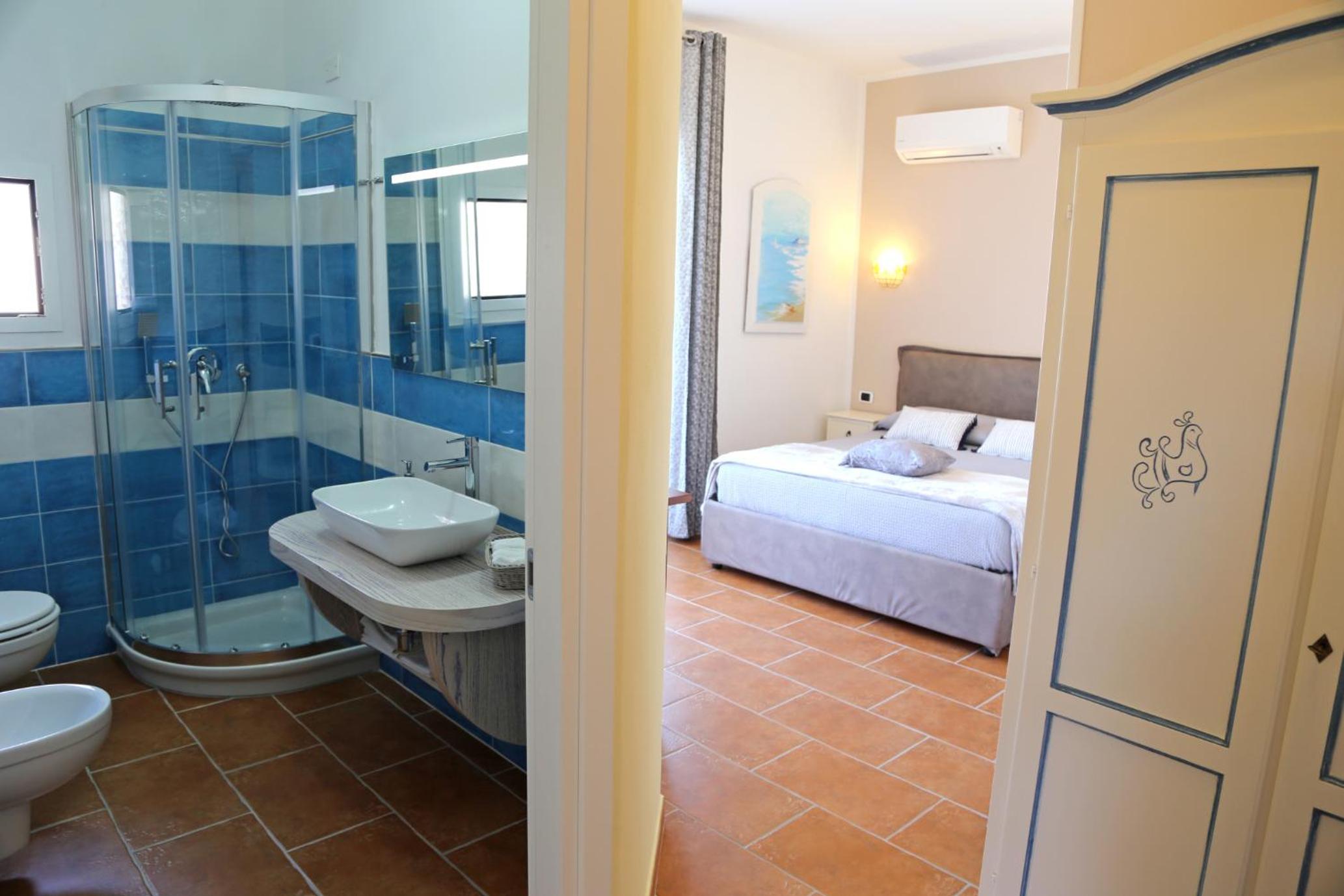 King Room with Garden View - Photo 5