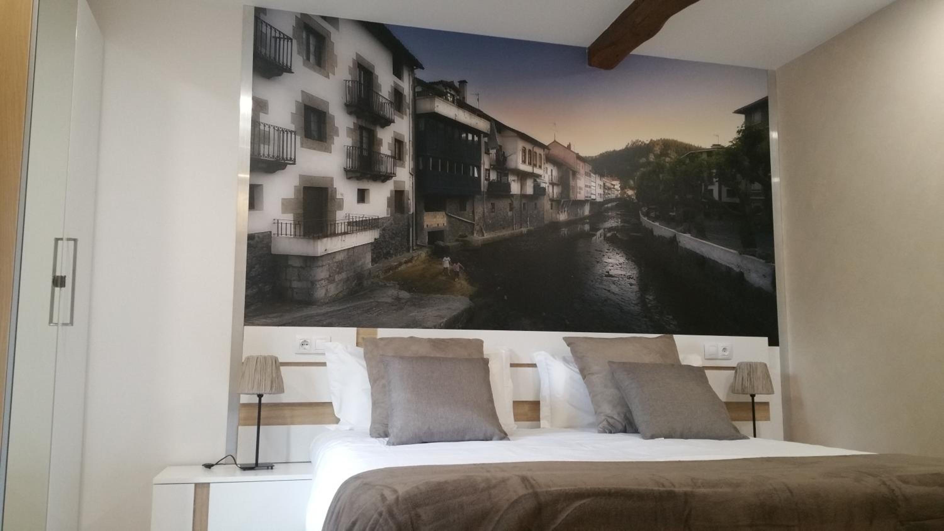 Standard Double or Twin Room with Garden View photo 3