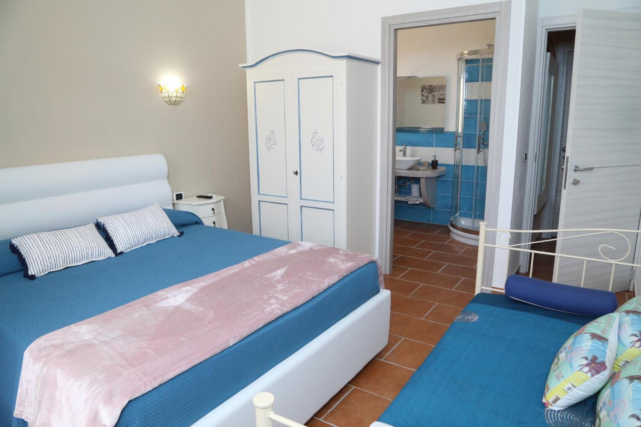 Triple Room with Garden View - Photo 1