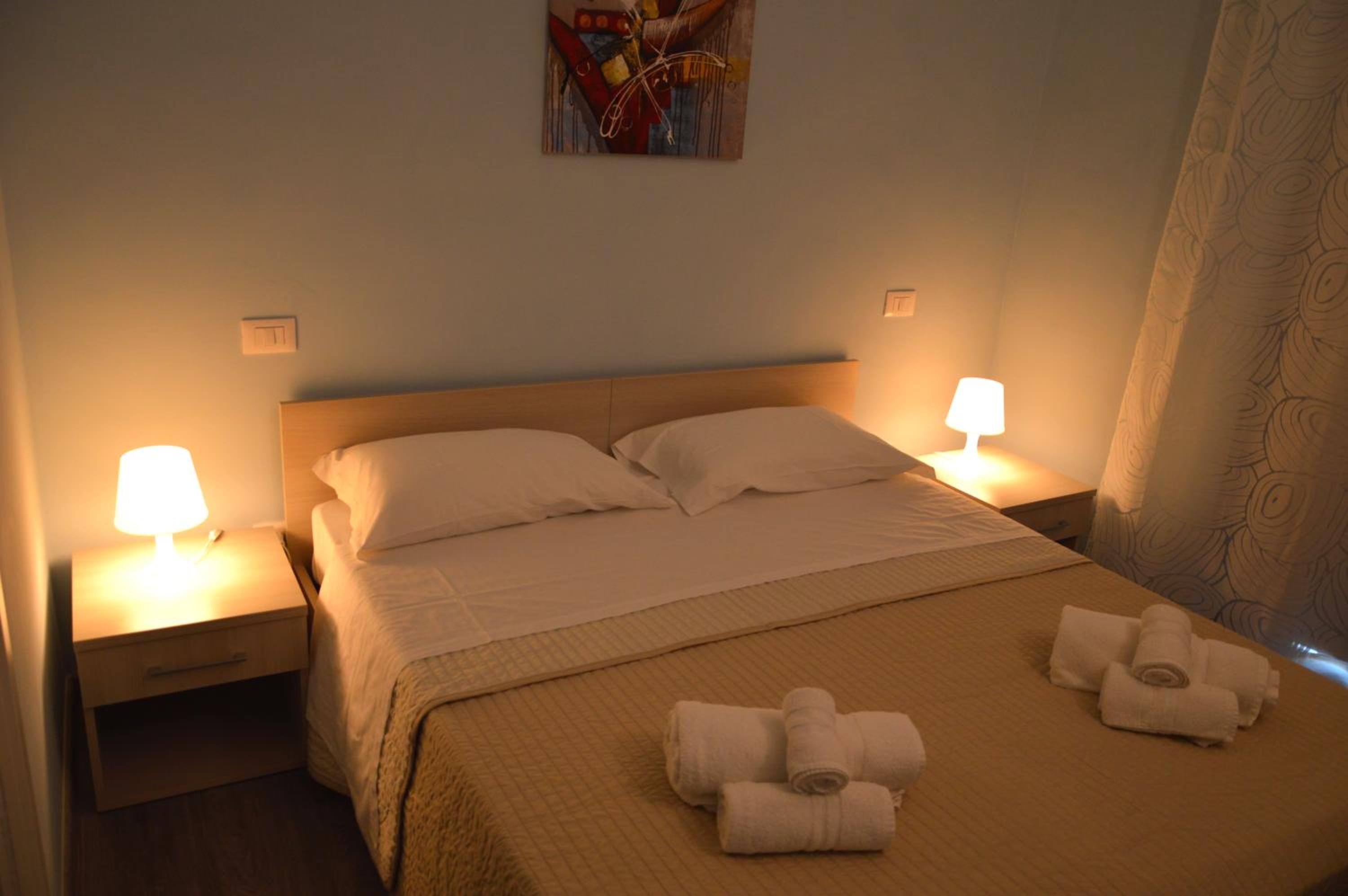 Double Room with Sea View - Photo 2