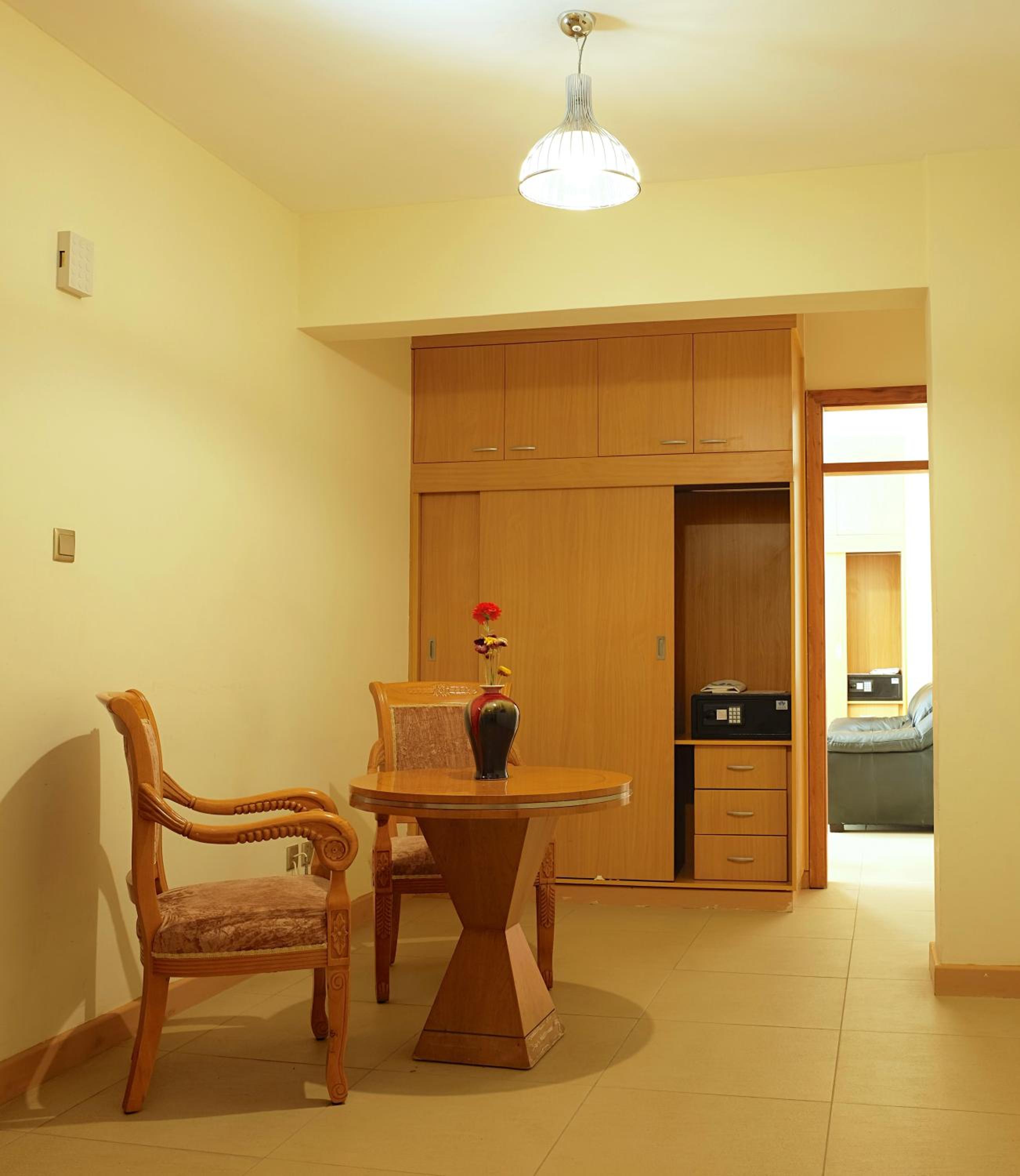 Executive Suite photo 3