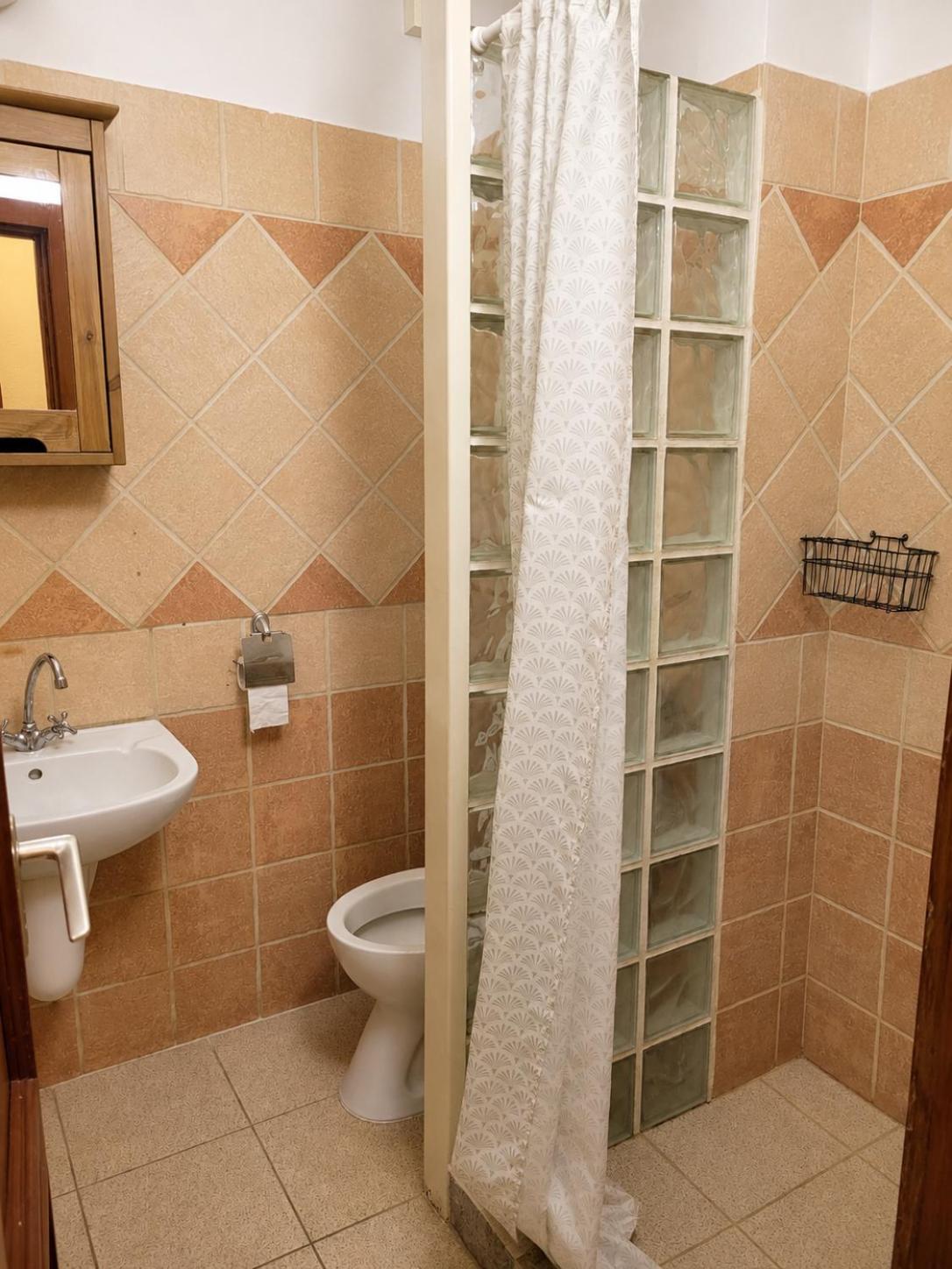 One-Bedroom Standard Apartment