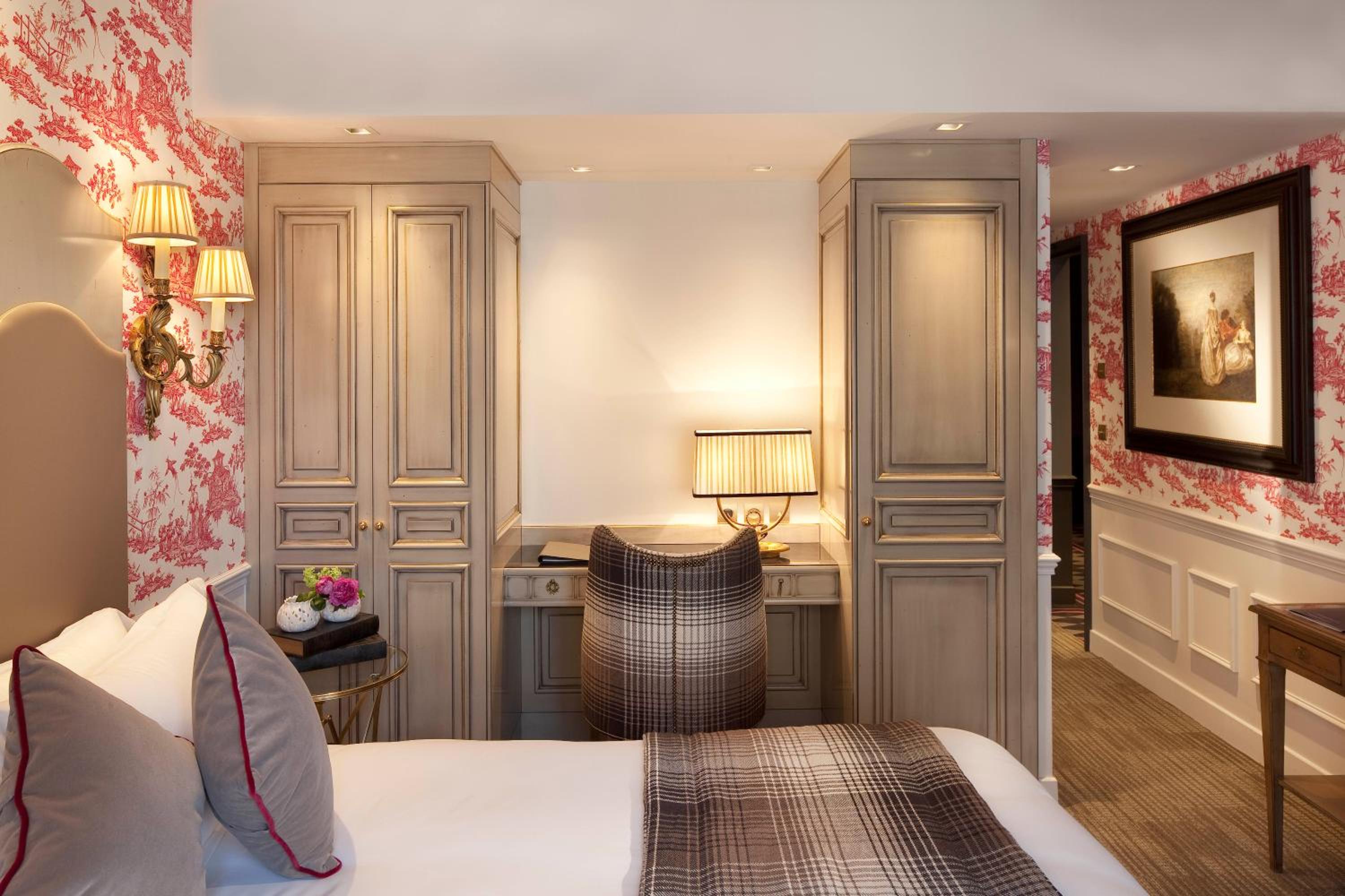 Deluxe Double Room with Opera View
