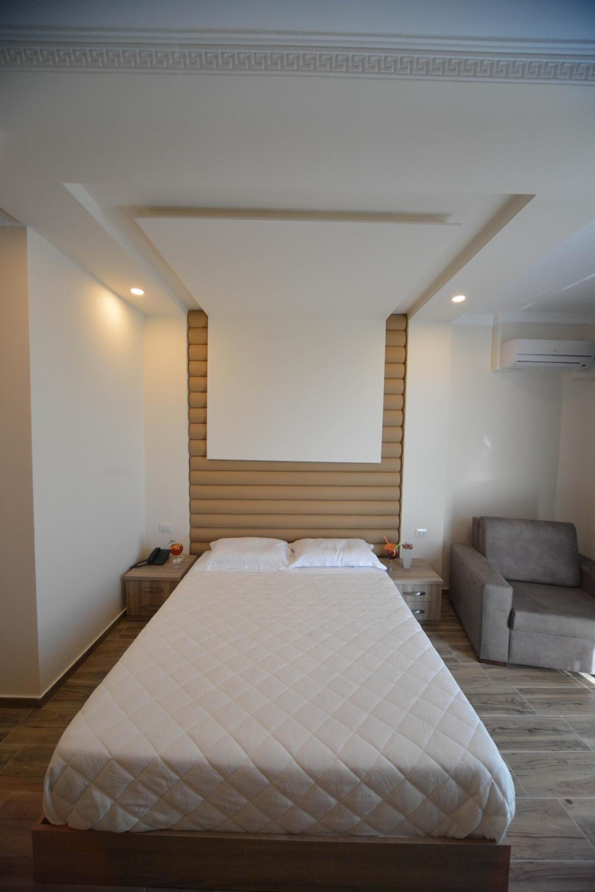 Triple Room with Sea View