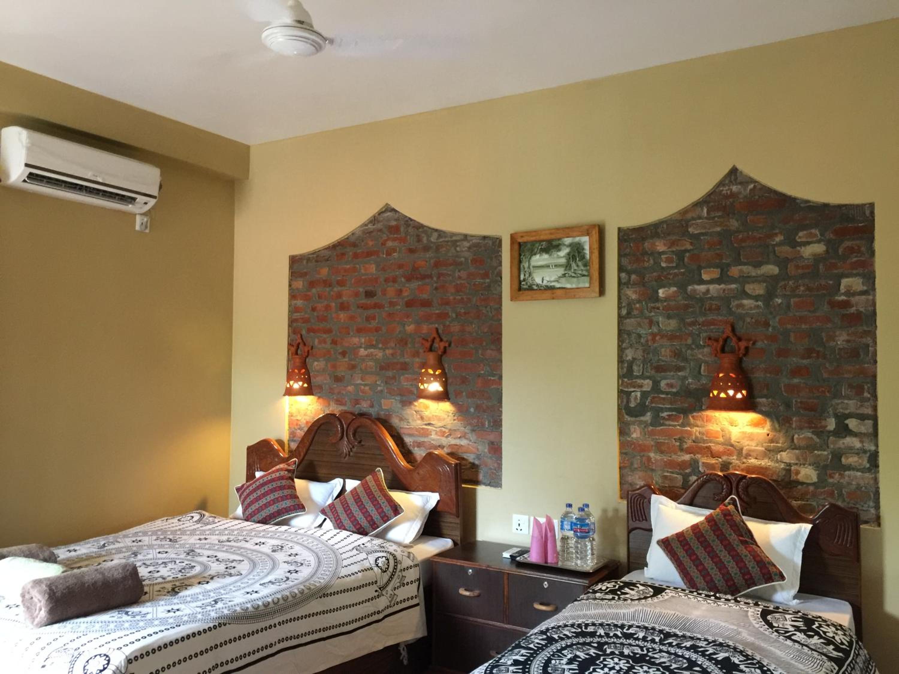 Deluxe Triple Room photo 2
