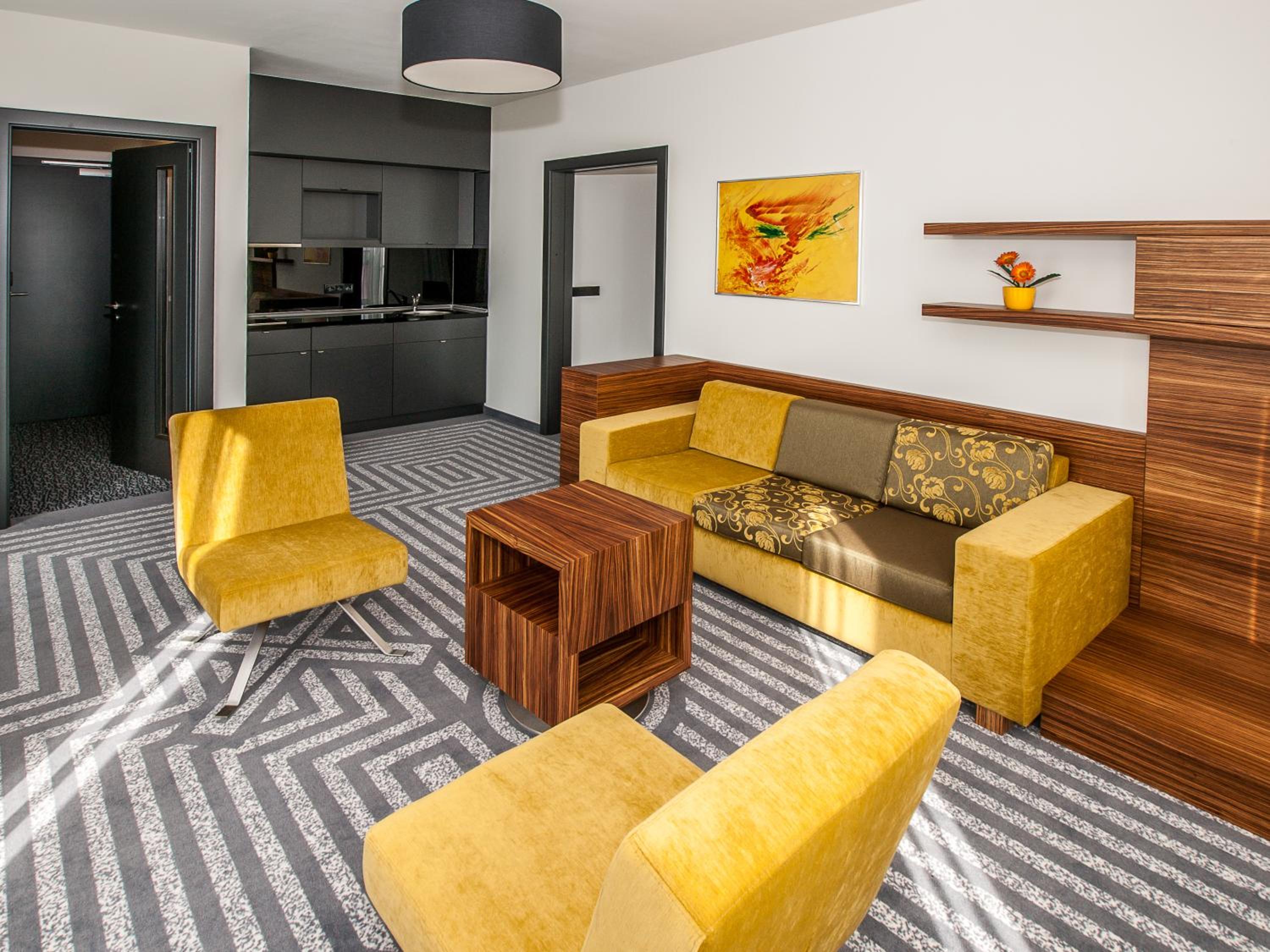 One-Bedroom Apartment