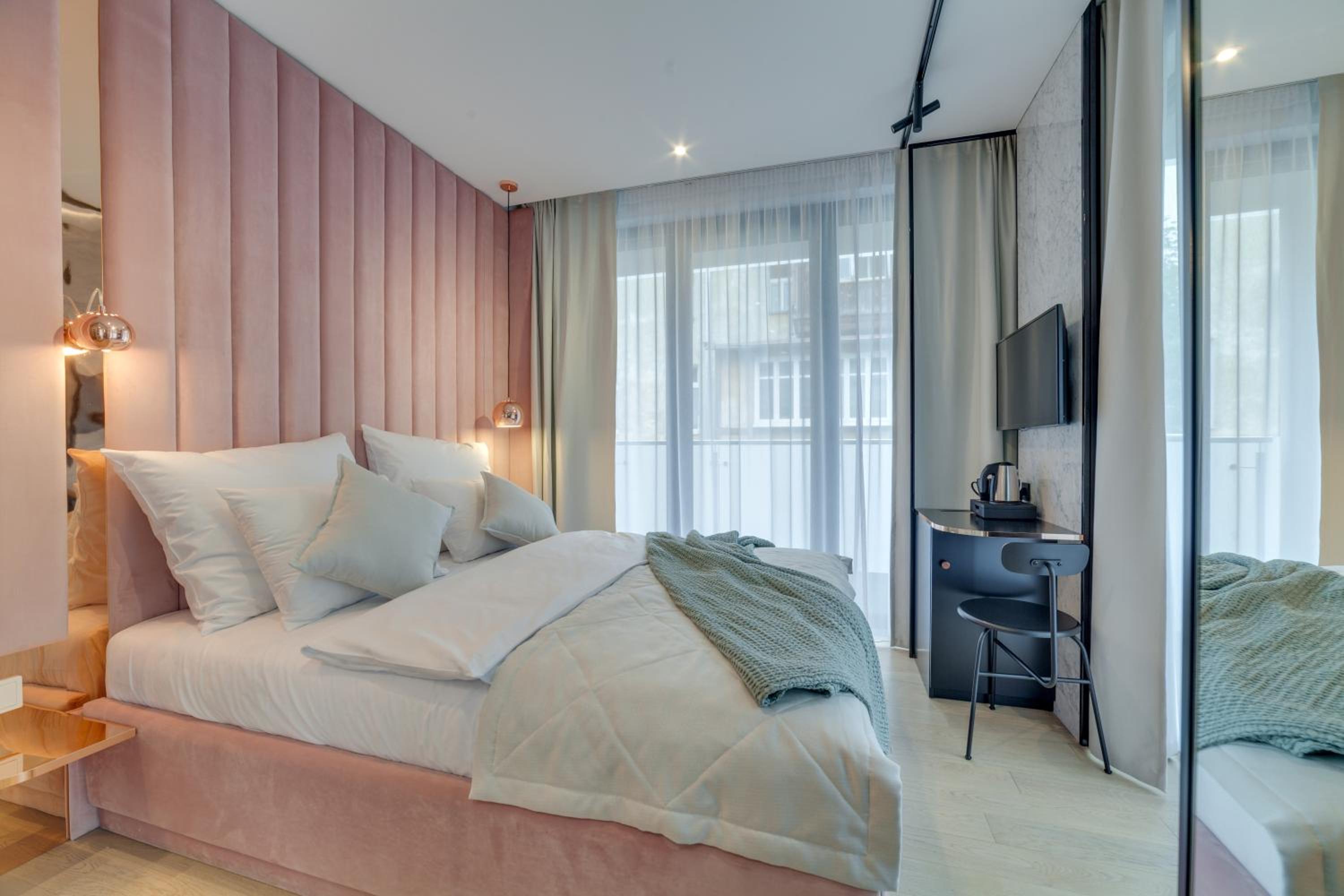 Classic Double Room with Balcony