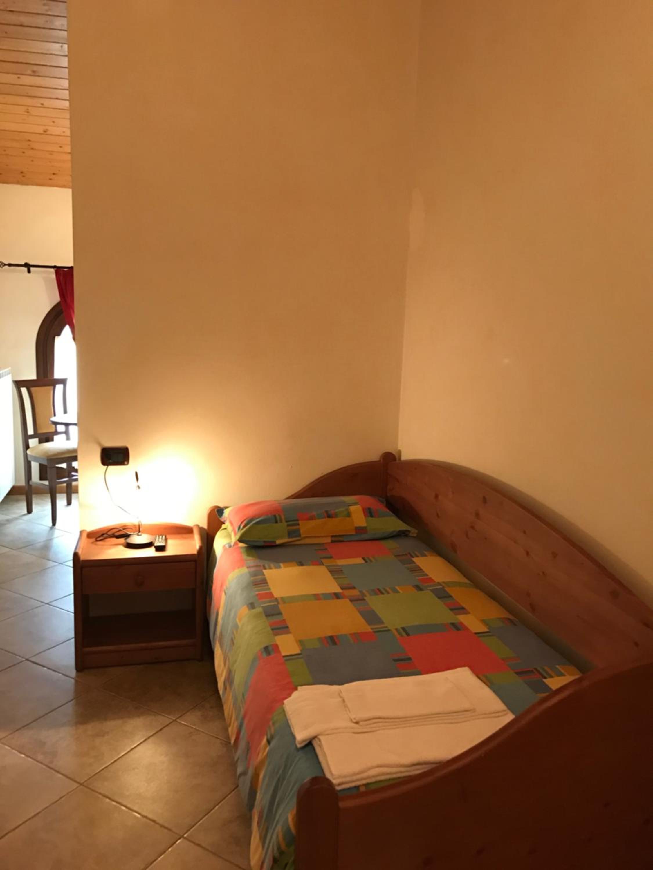 Single Room photo 1