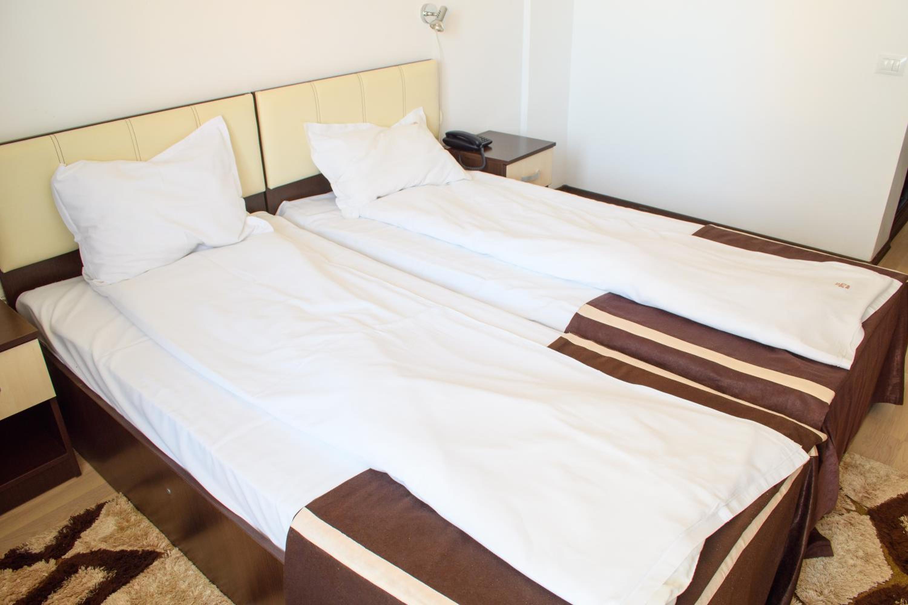 Double or Twin Room - Photo 2