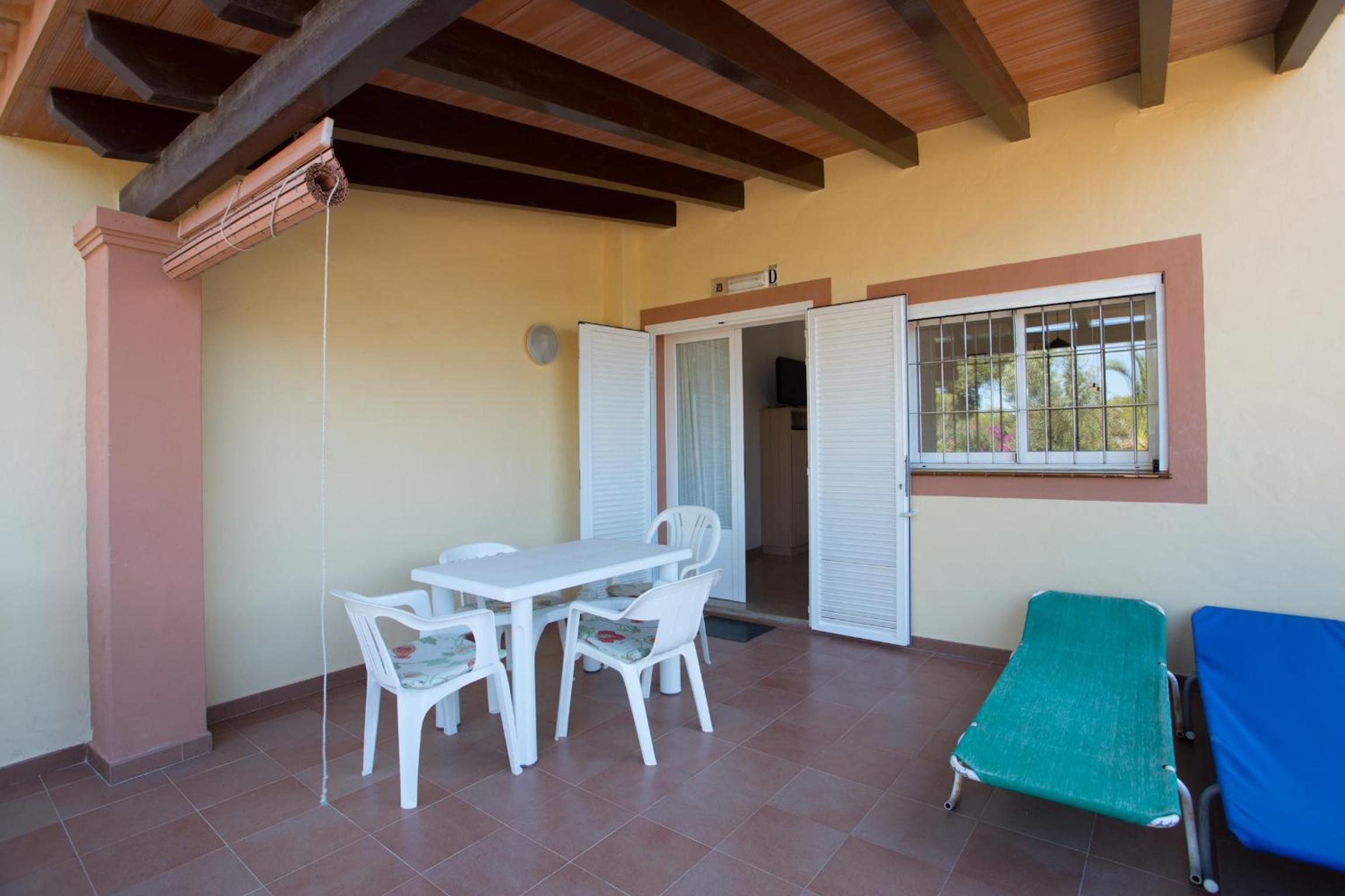 Two-Bedroom House photo 2