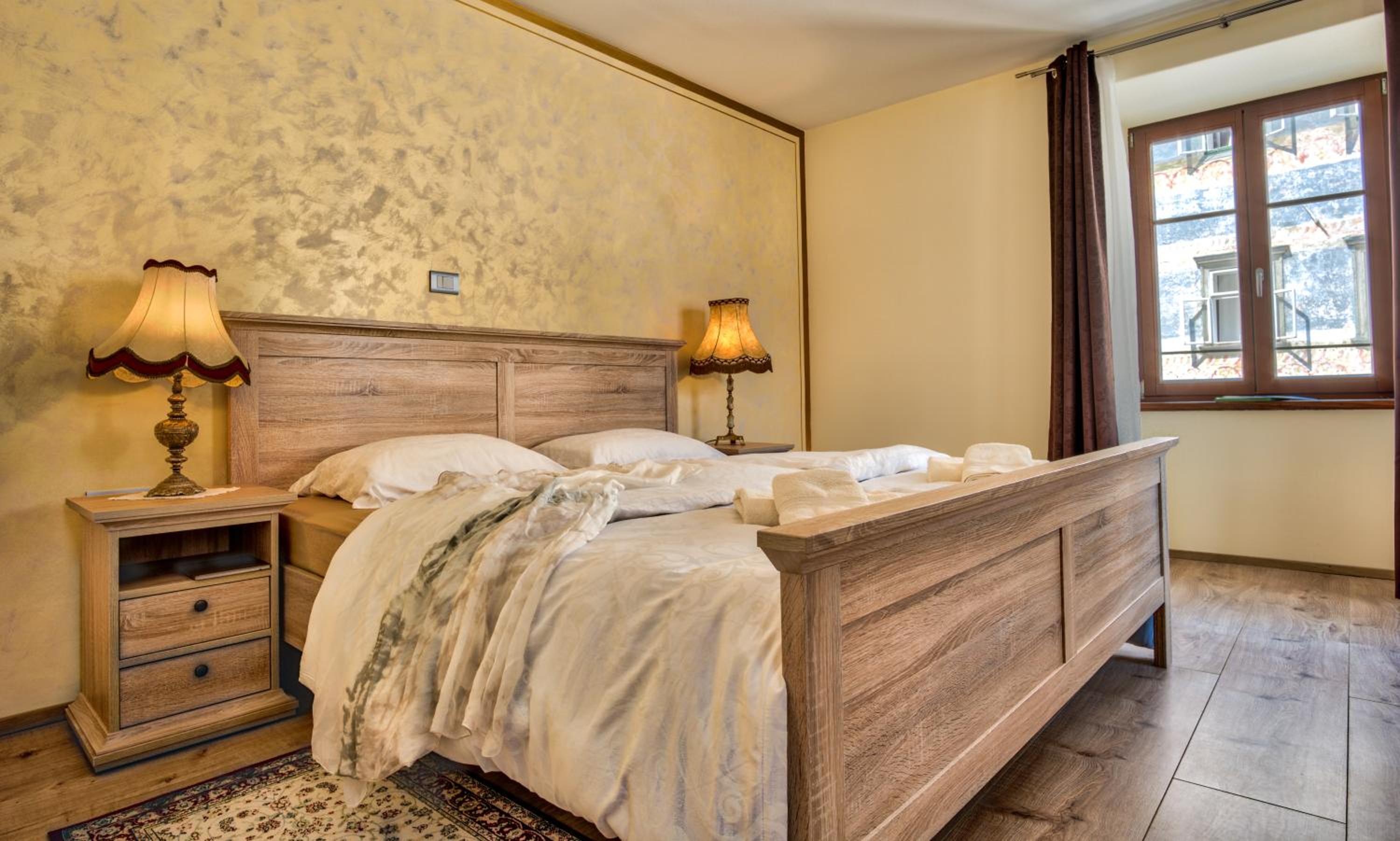Double Room - Photo 9