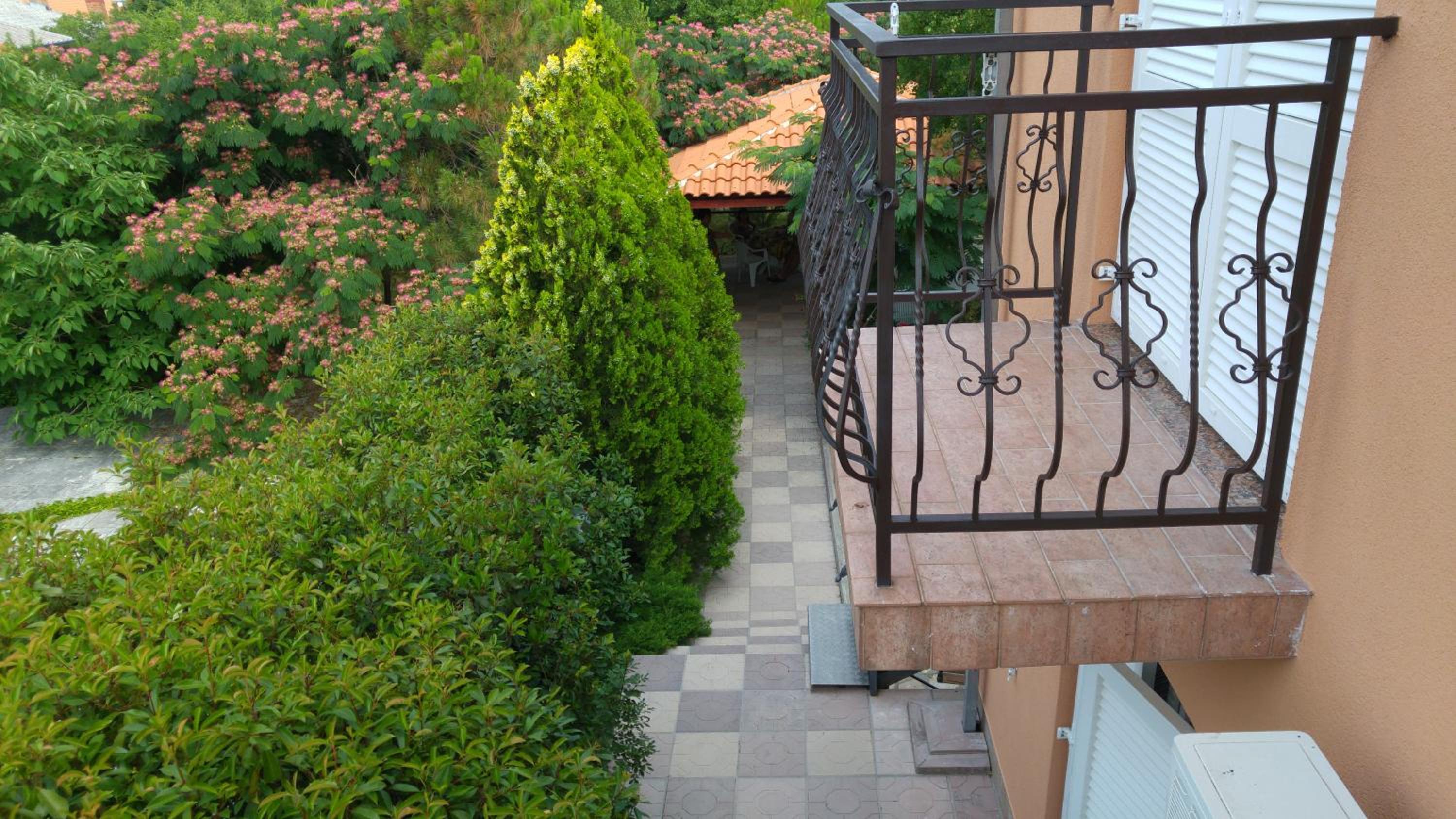 One-Bedroom Apartment with Balcony and Sea View