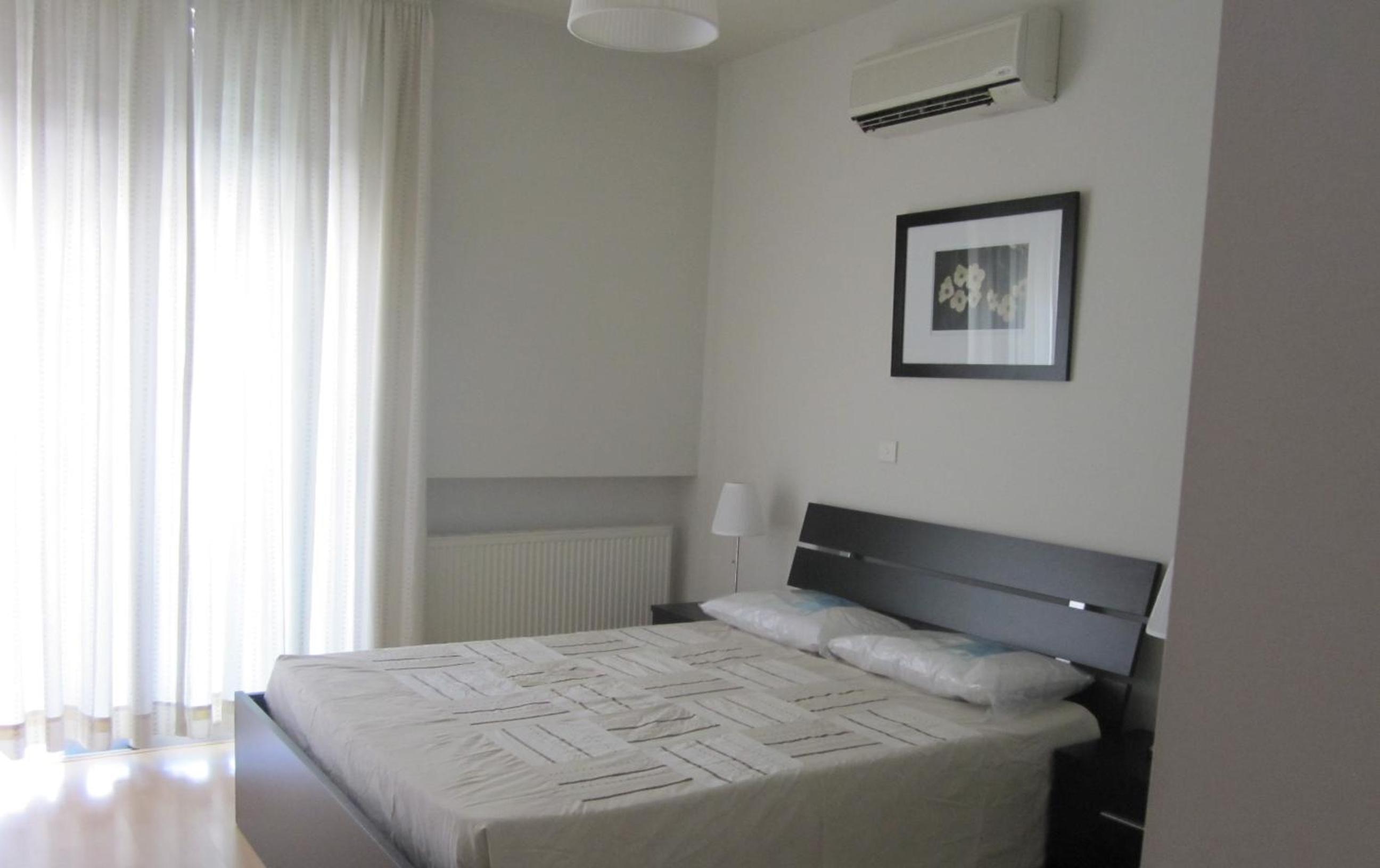 Apartment with Balcony photo 2