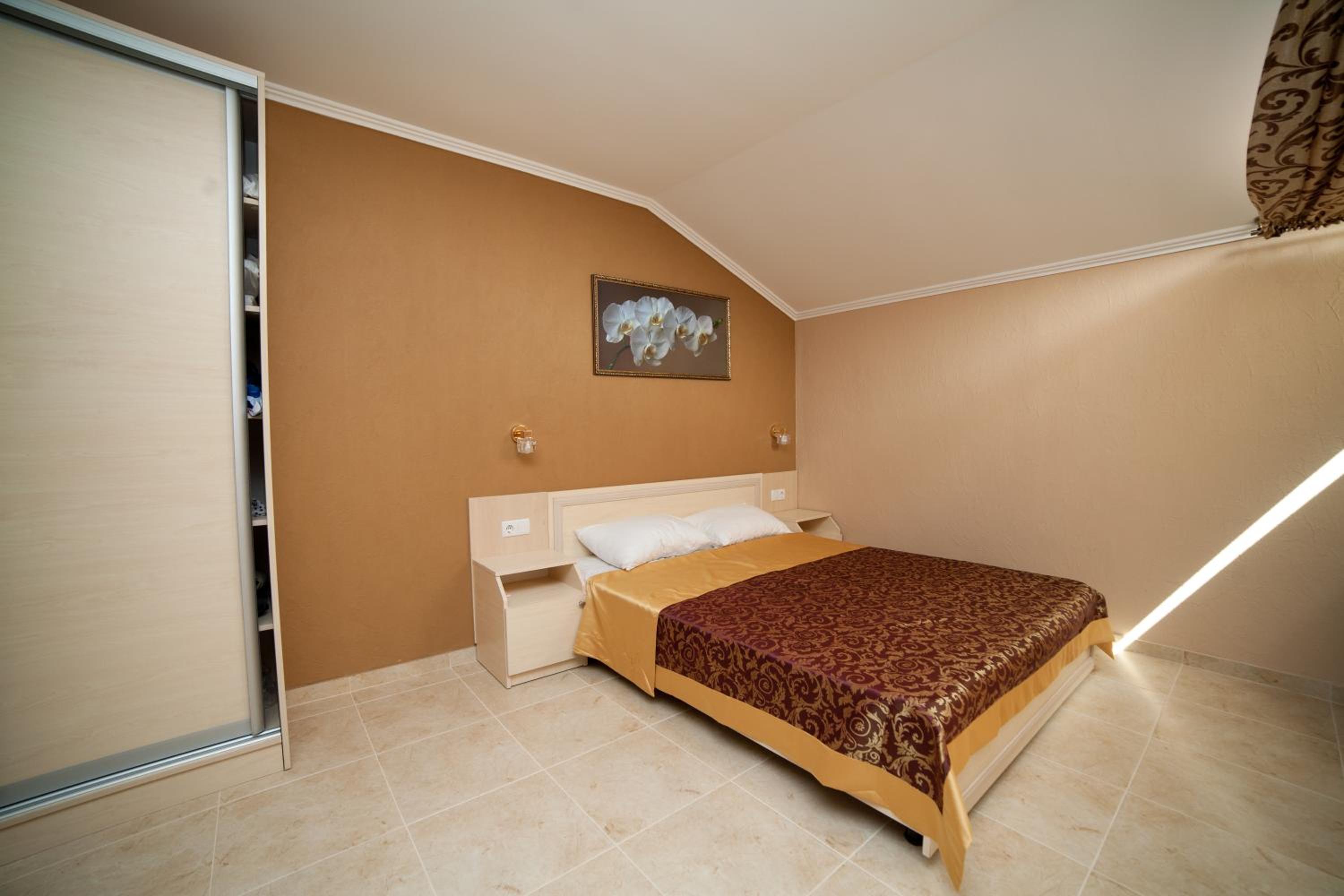 Deluxe Suite with Sea View photo 1