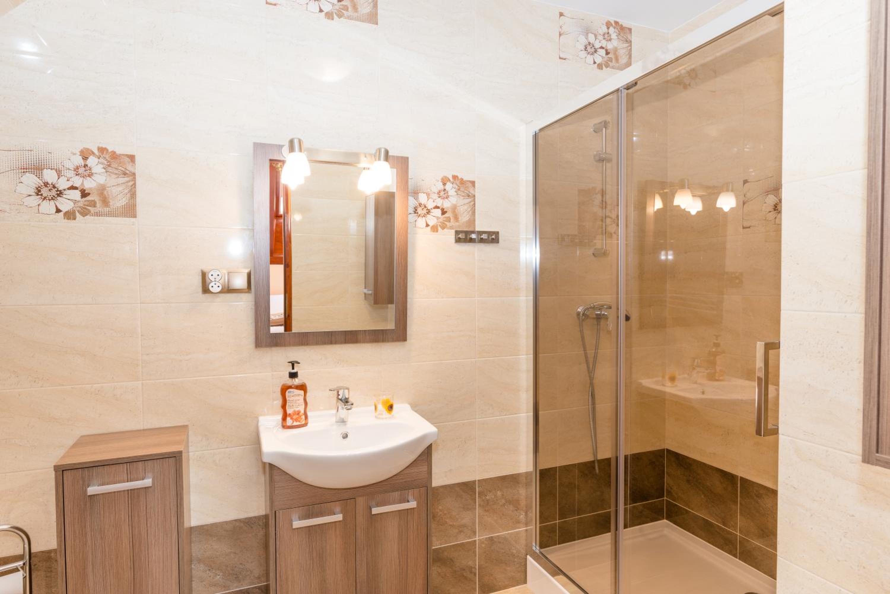 Superior Apartment - Photo 8
