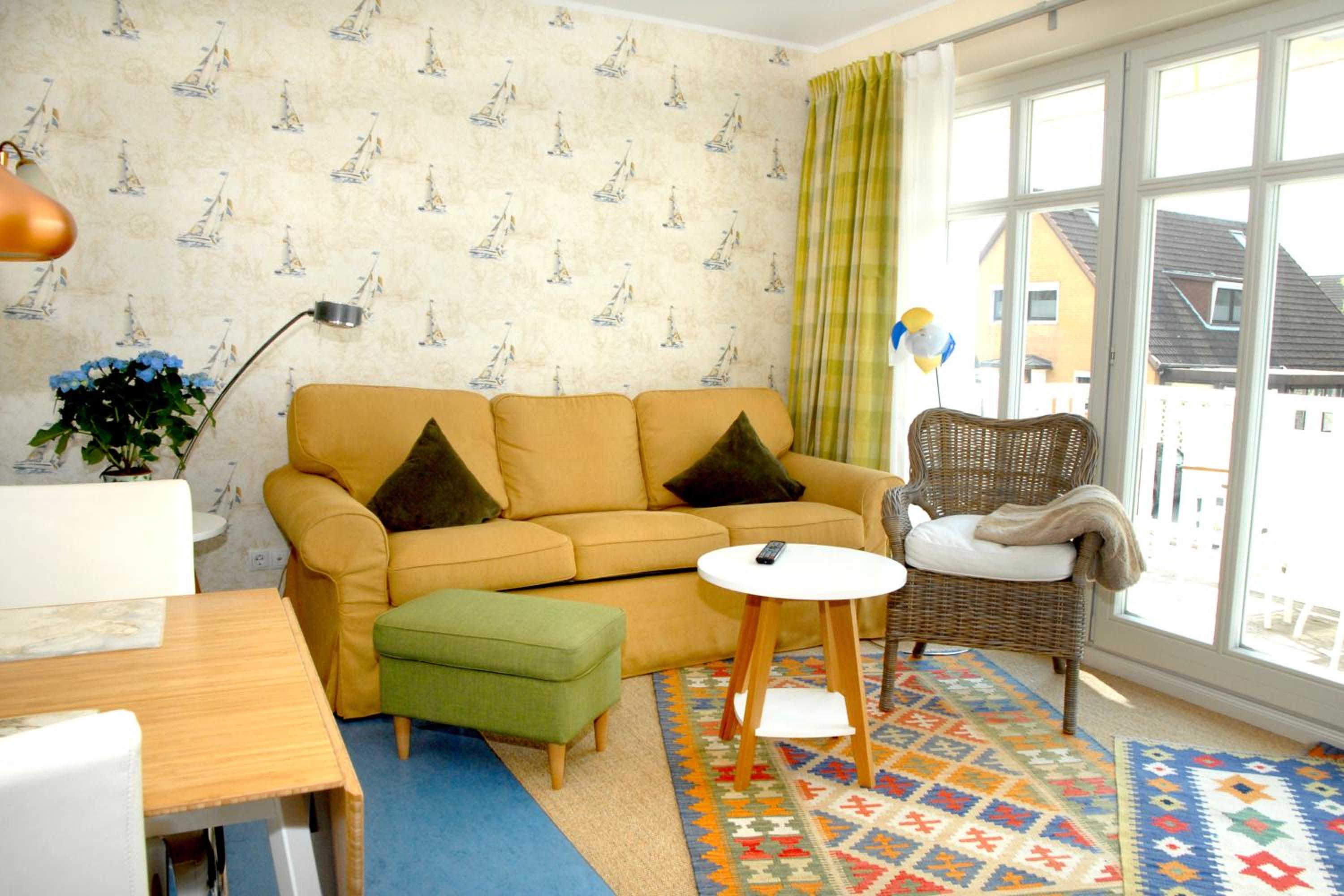 1 - One-Bedroom Apartment photo 1