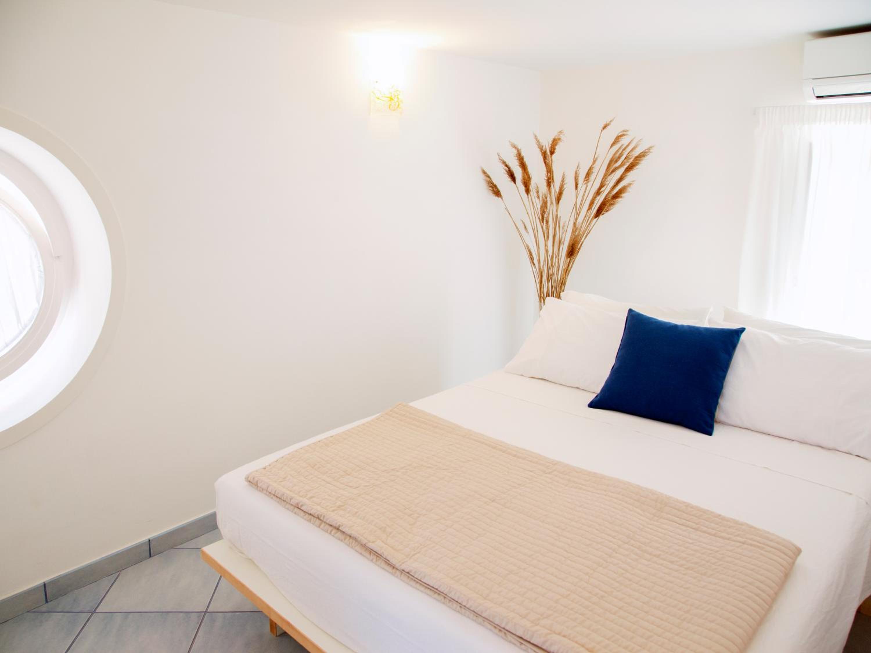 Economy Double Room photo 1