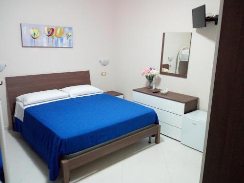 Quadruple Room - Photo 12
