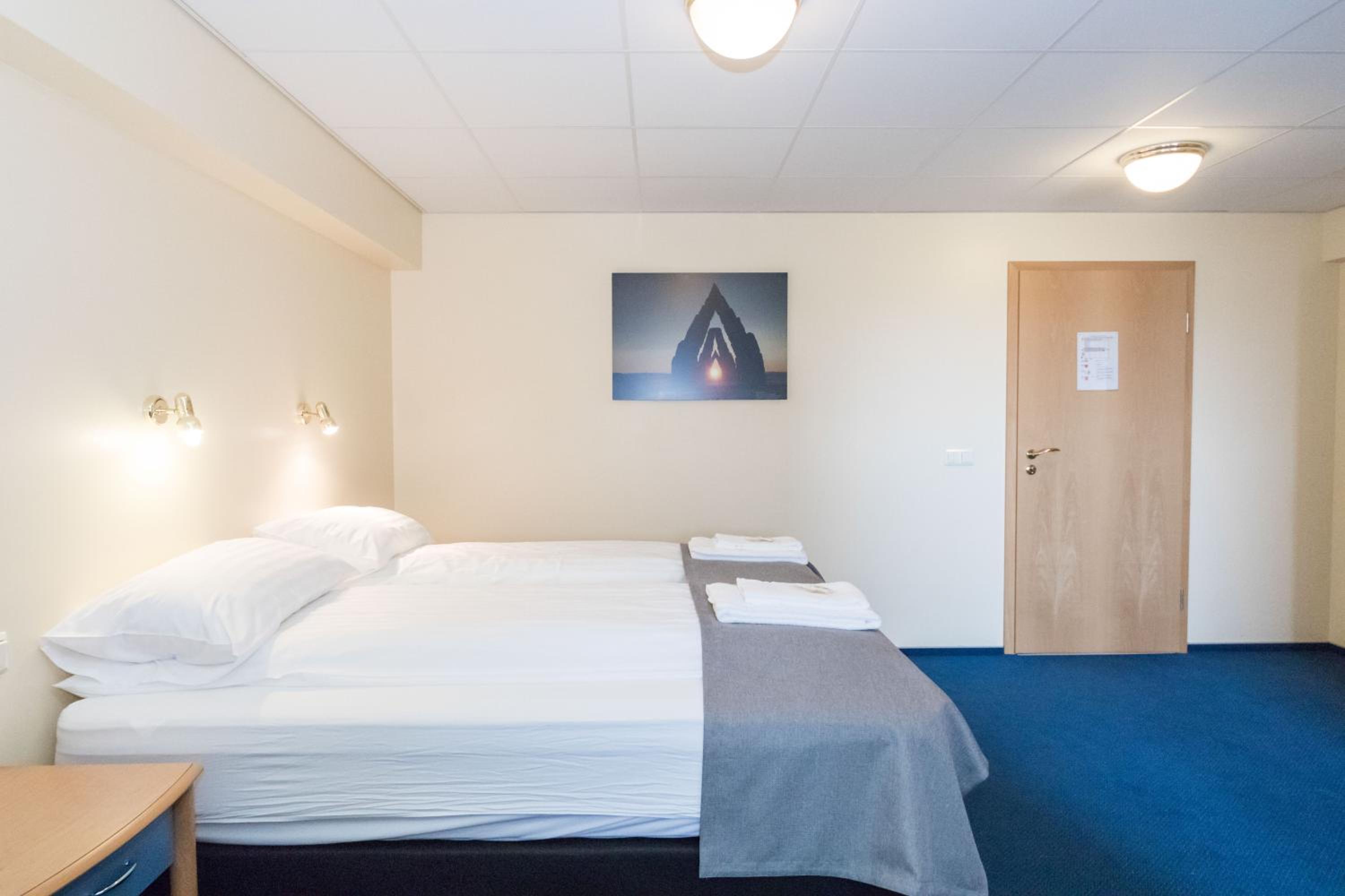 Double Or Twin Room With Private Bathroom photo 3