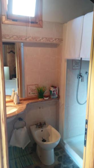 Double Room - Photo 11