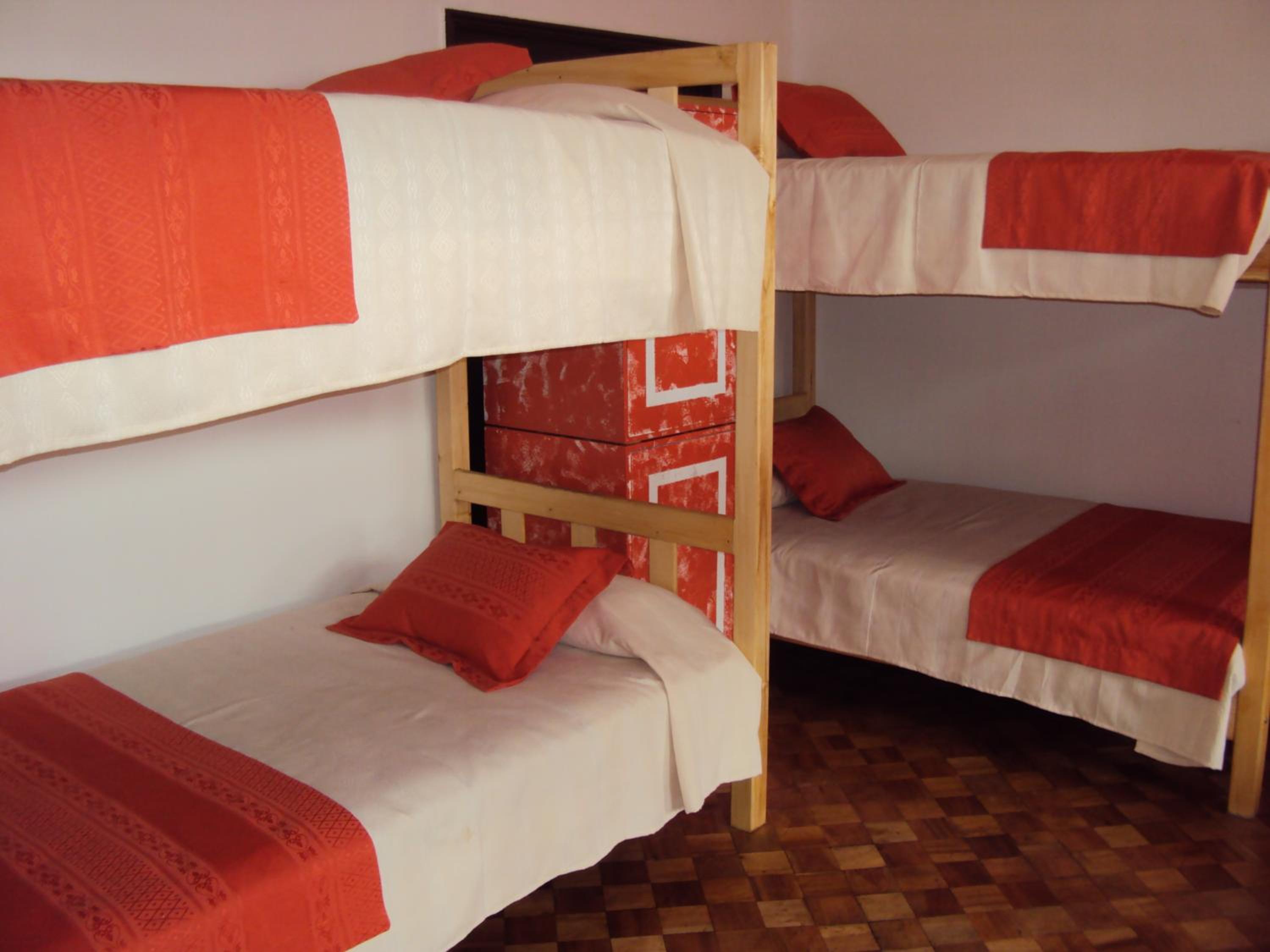 Bed in 5-Bed Mixed Dormitory Room photo 1