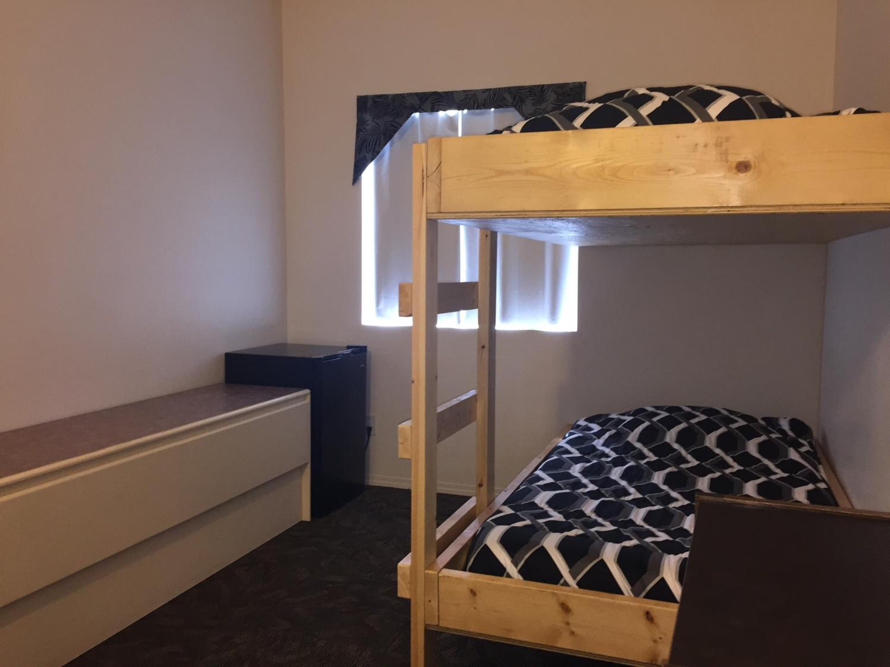 Twin Room With Shared Bathroom photo 2