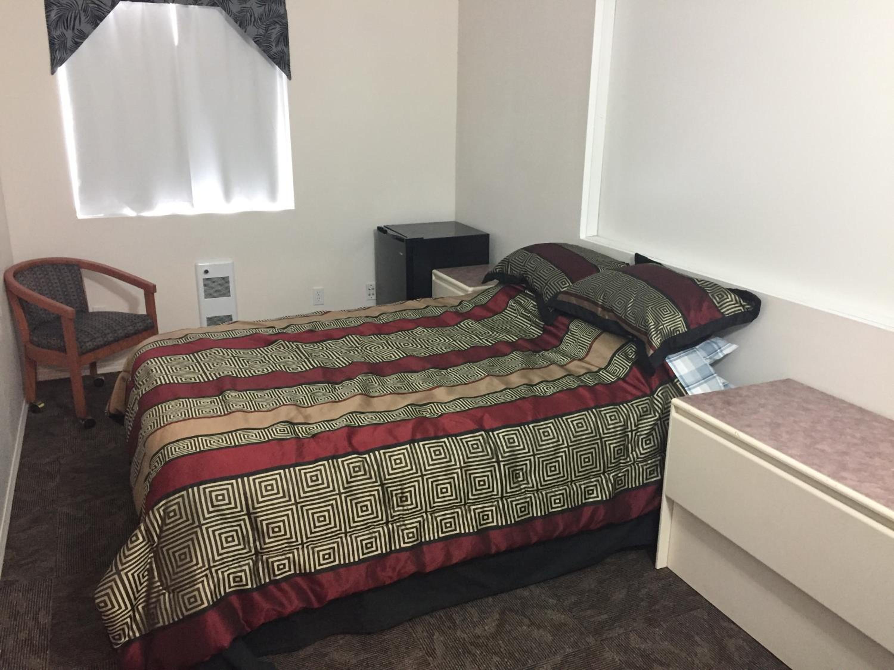 Queen Room photo 3