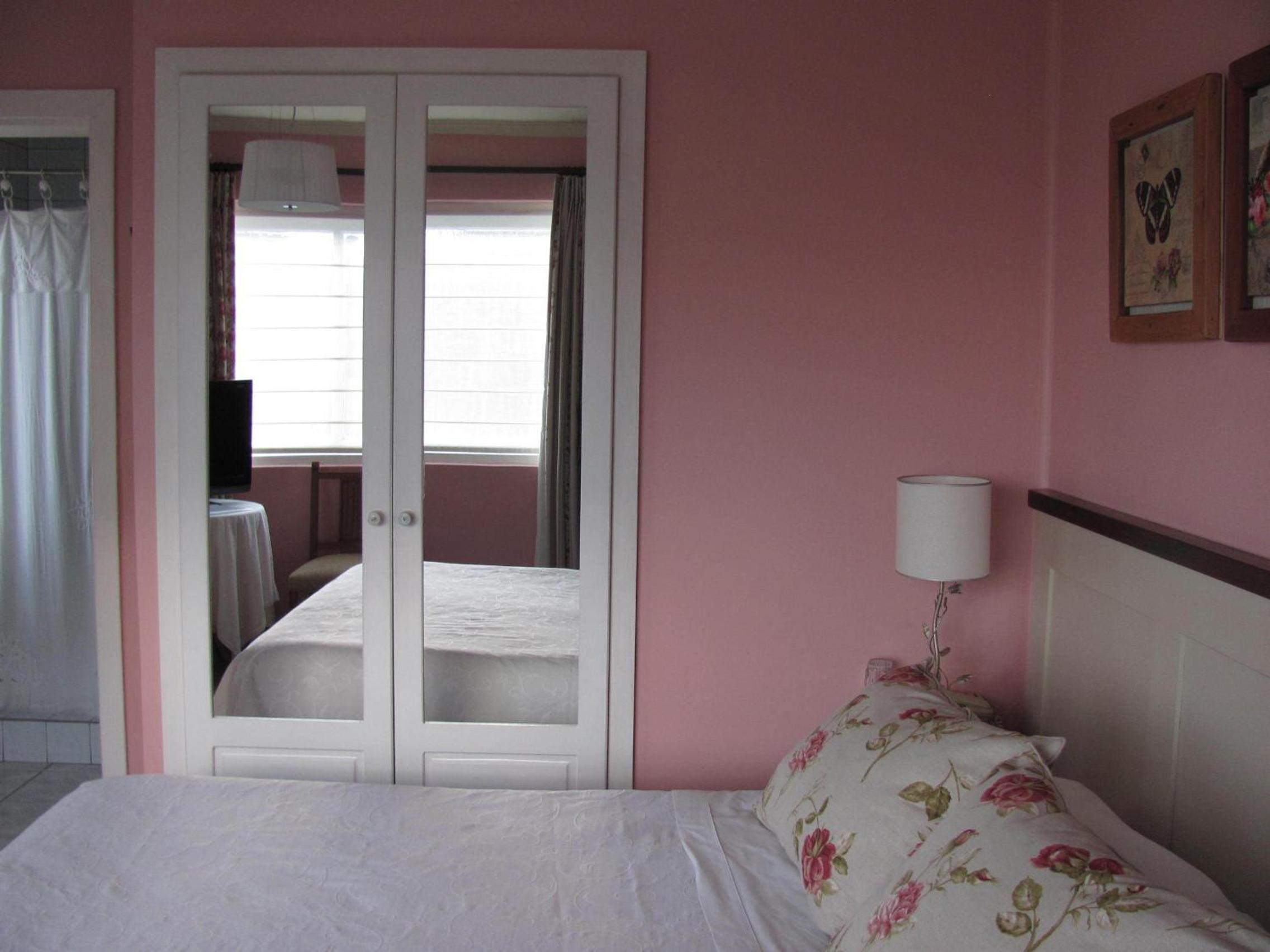 Standard Double Room photo 3