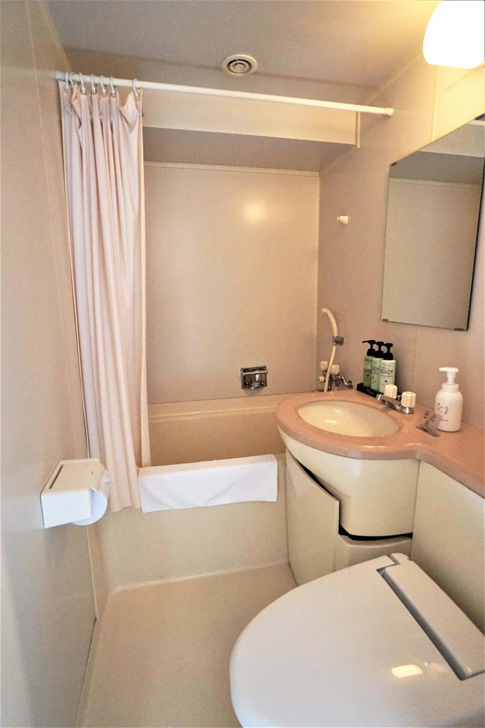 Double Room - Non-Smoking  - Photo 3