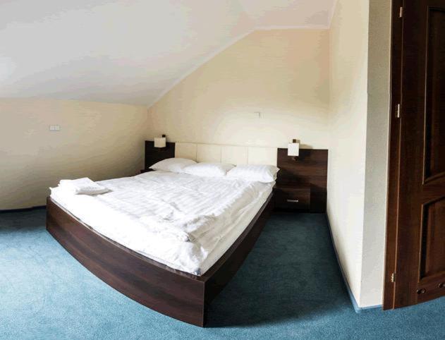 Double or Twin Room photo 2