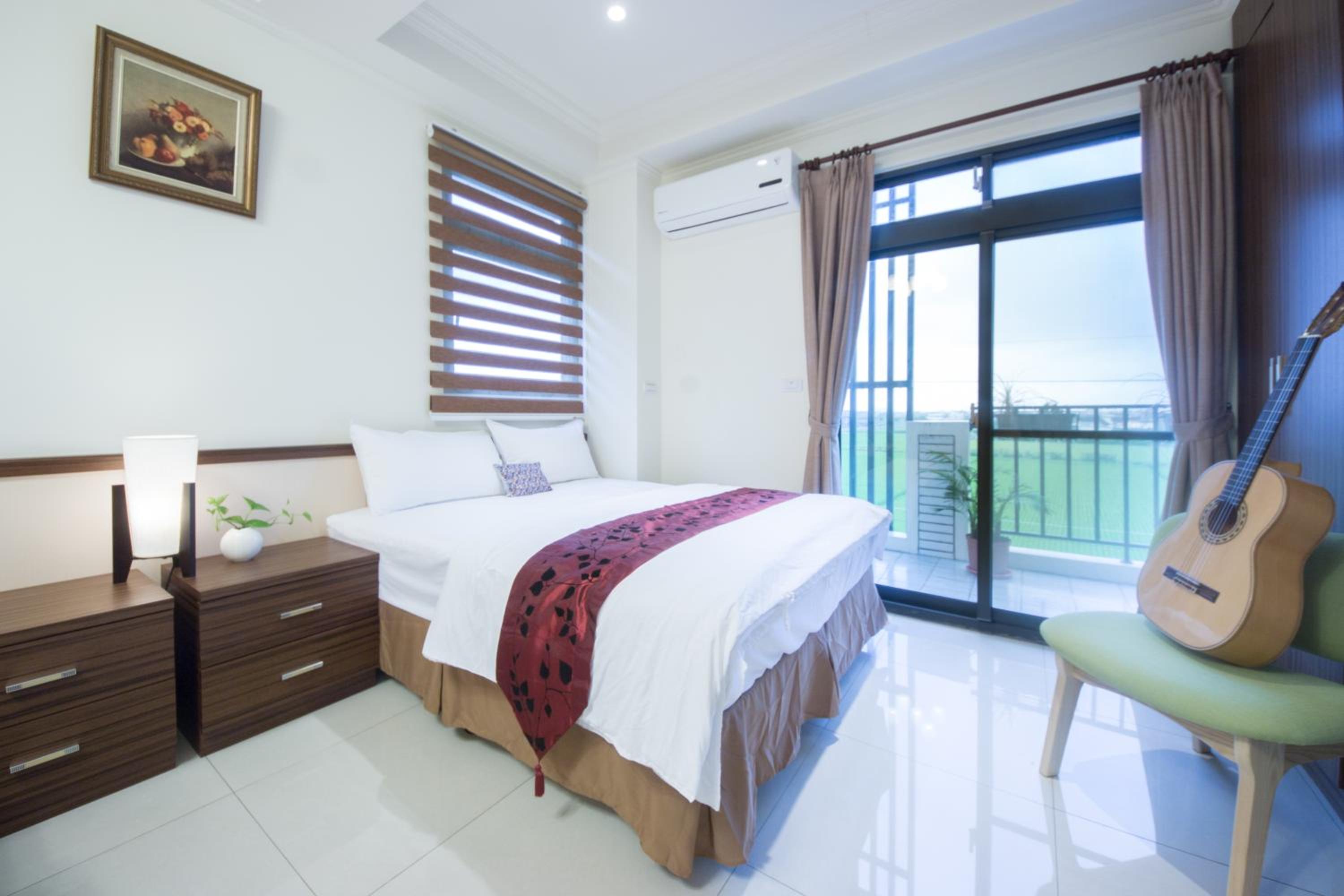 Quadruple Room with Terrace photo 3