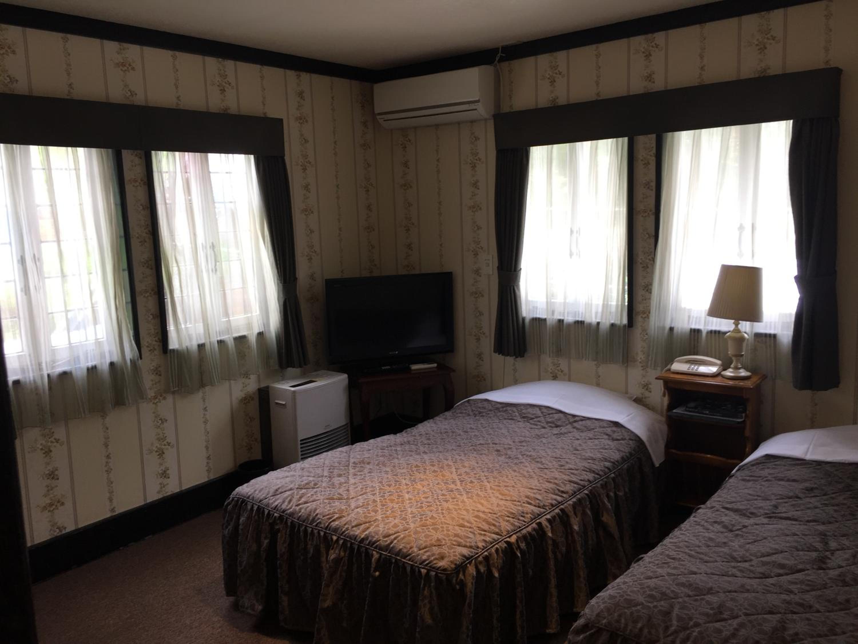 Superior Twin Room photo 2