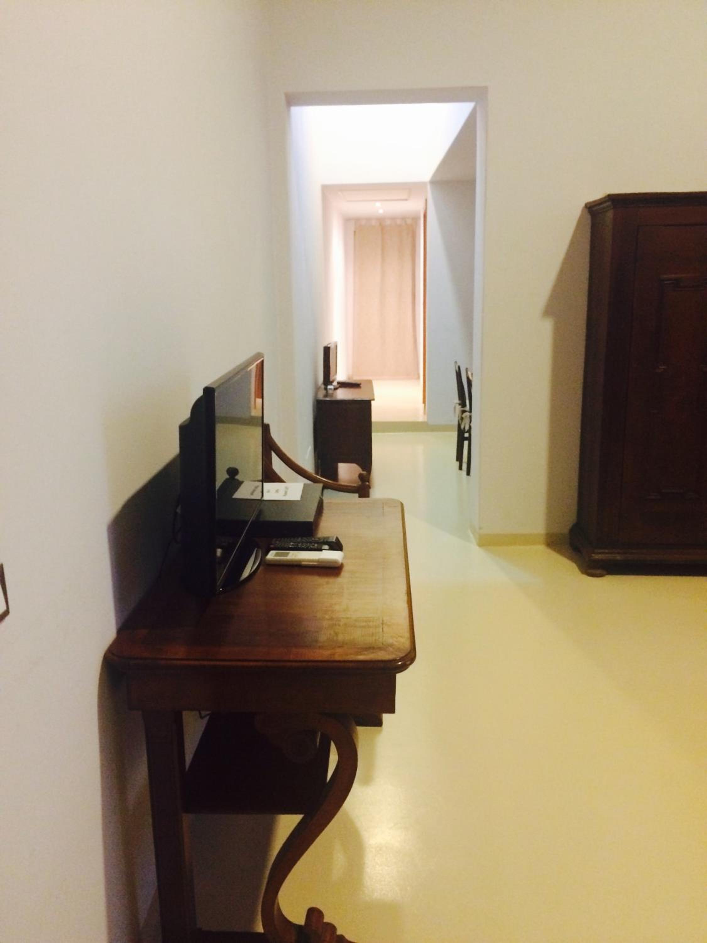 Apartment with Terrace photo 2