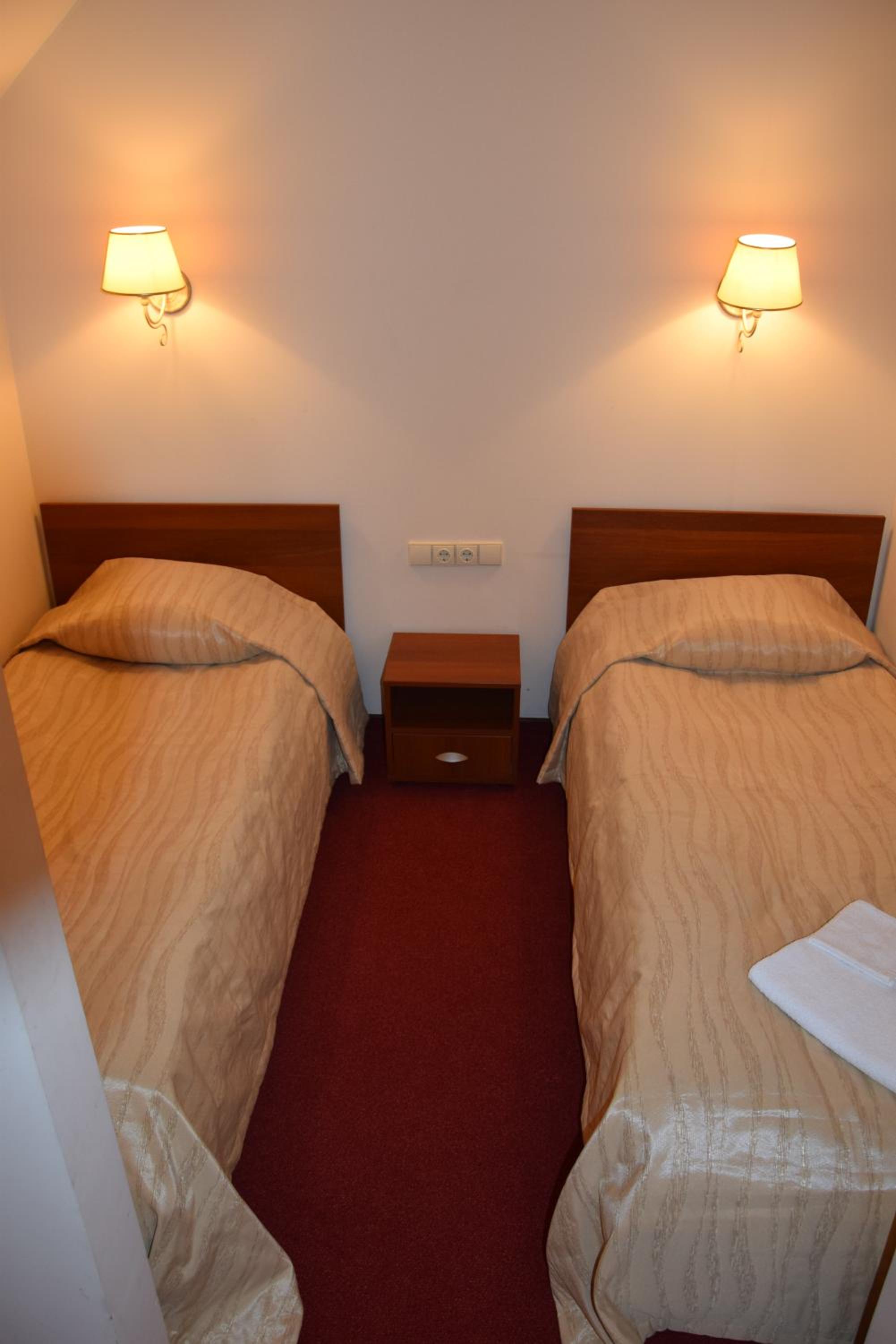 Quadruple Room - Photo 2