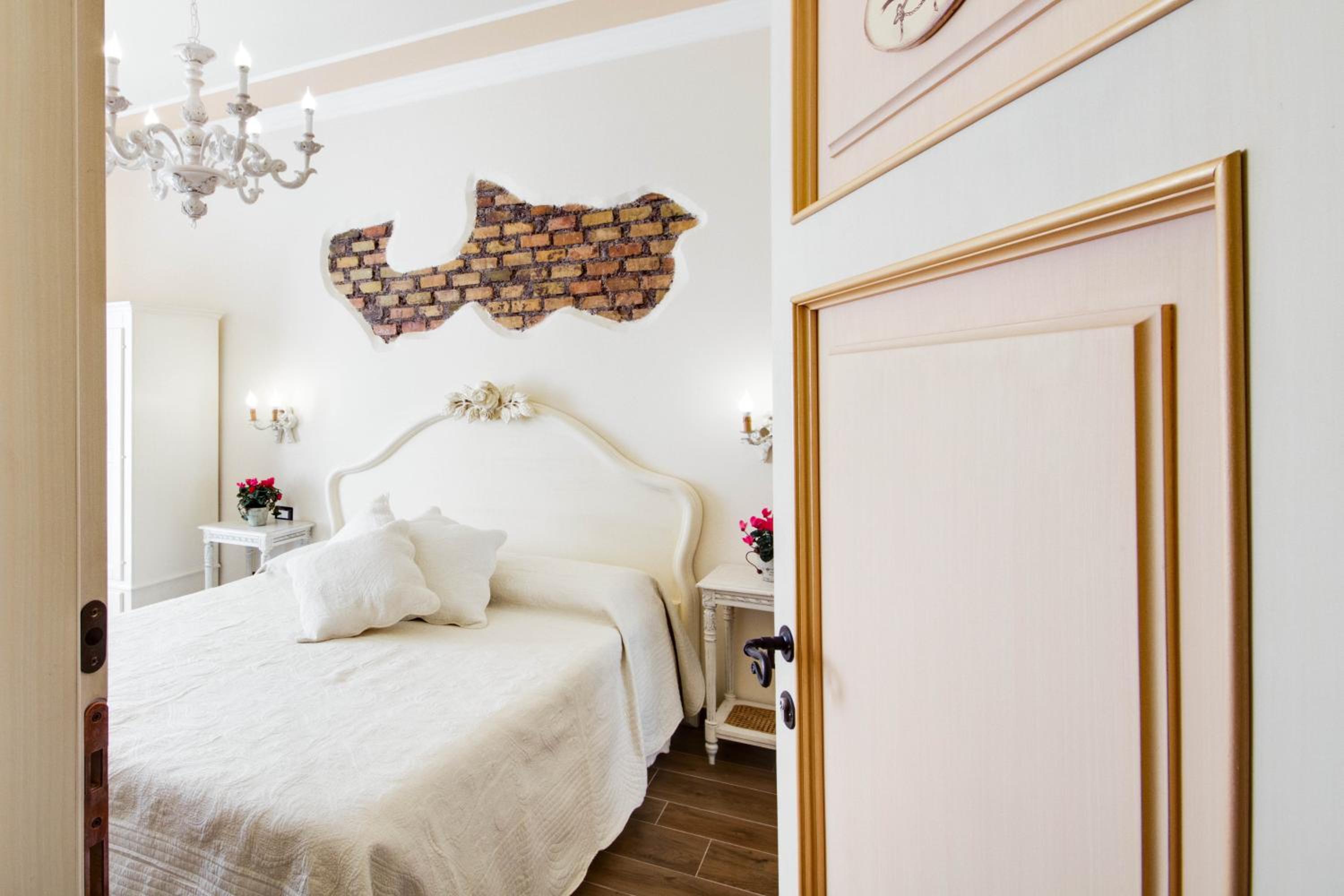 Double Room with Extra Bed photo 2